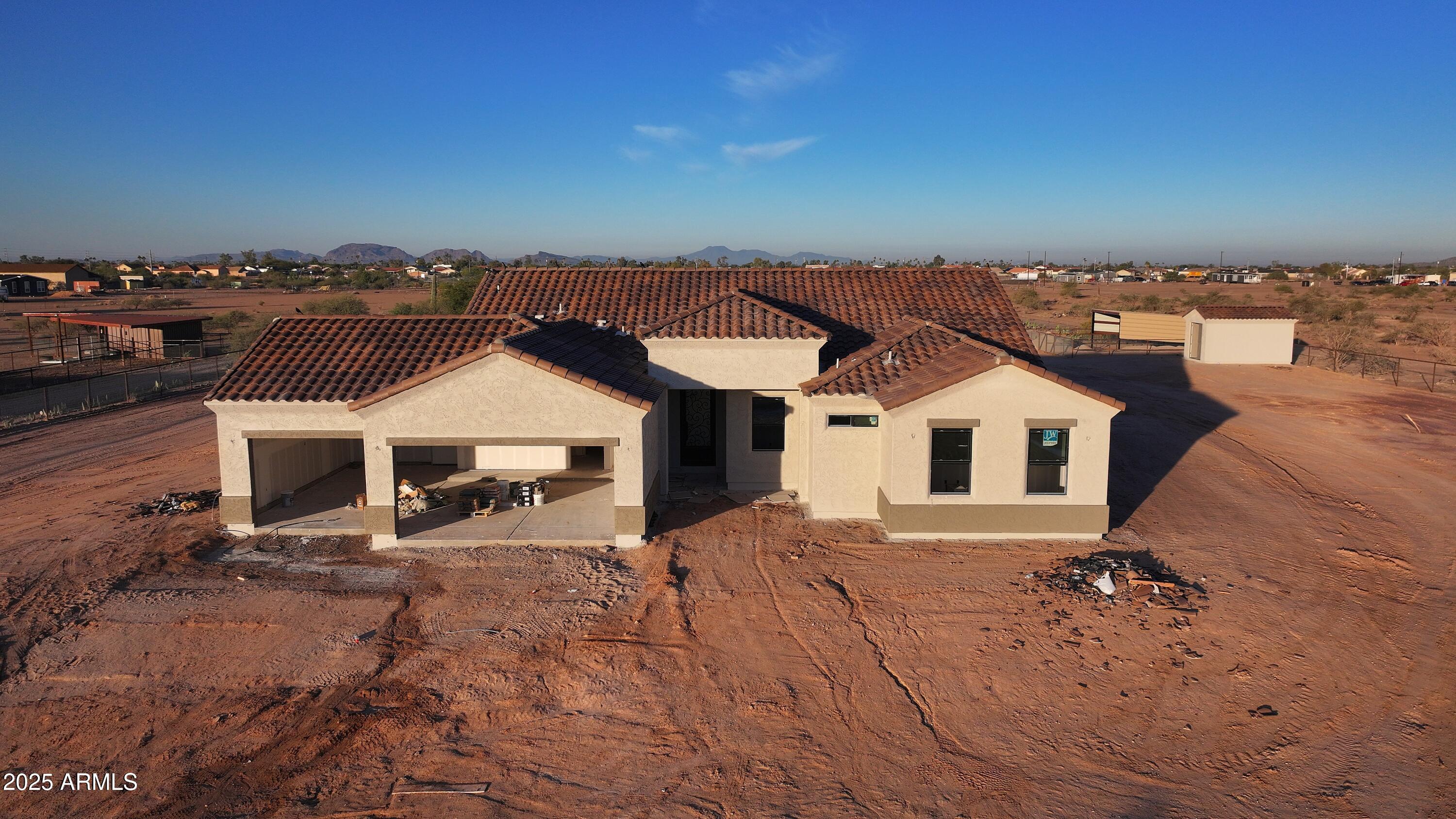 HACIENDA PALO VERDE - Residential