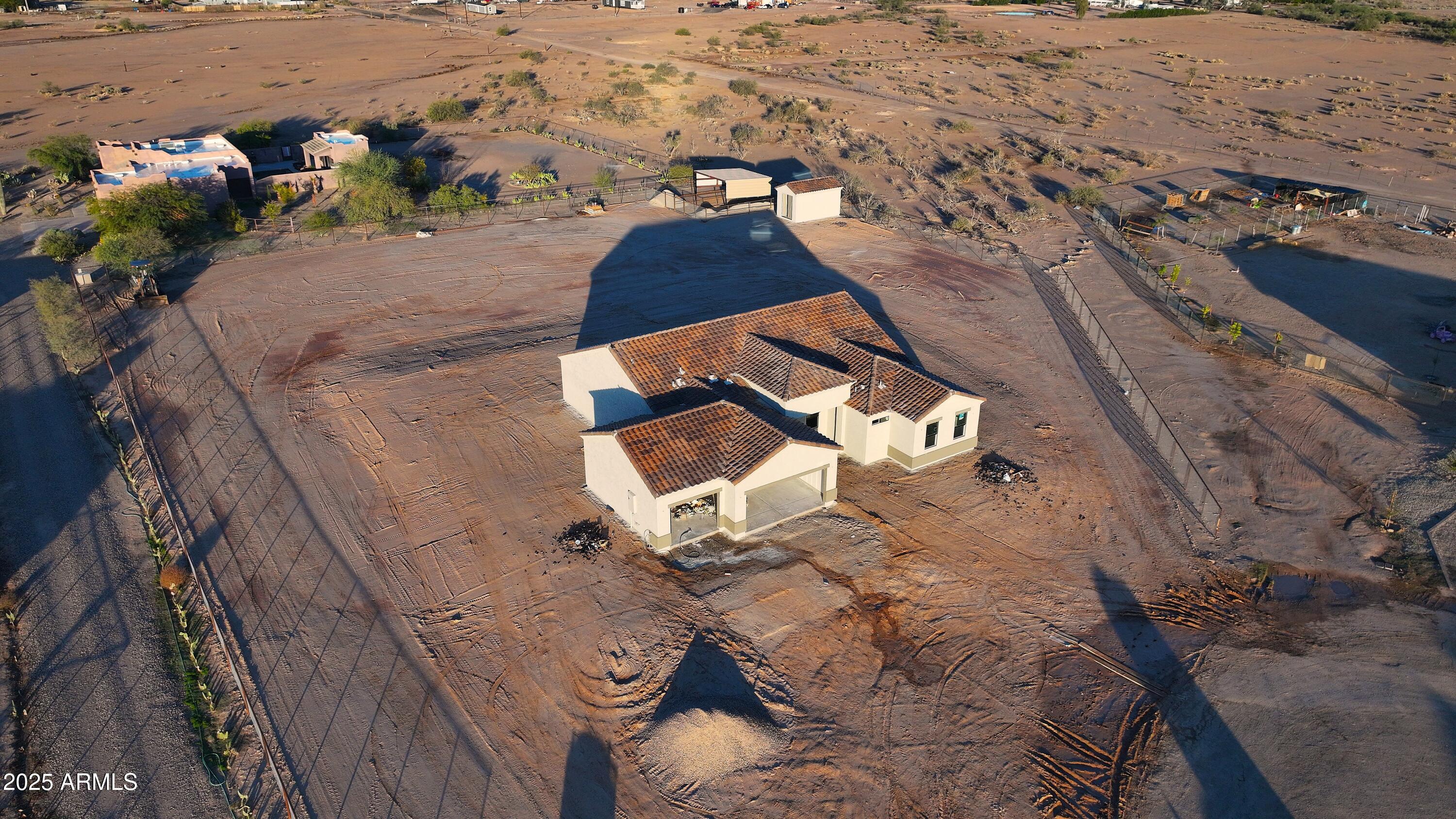 HACIENDA PALO VERDE - Residential