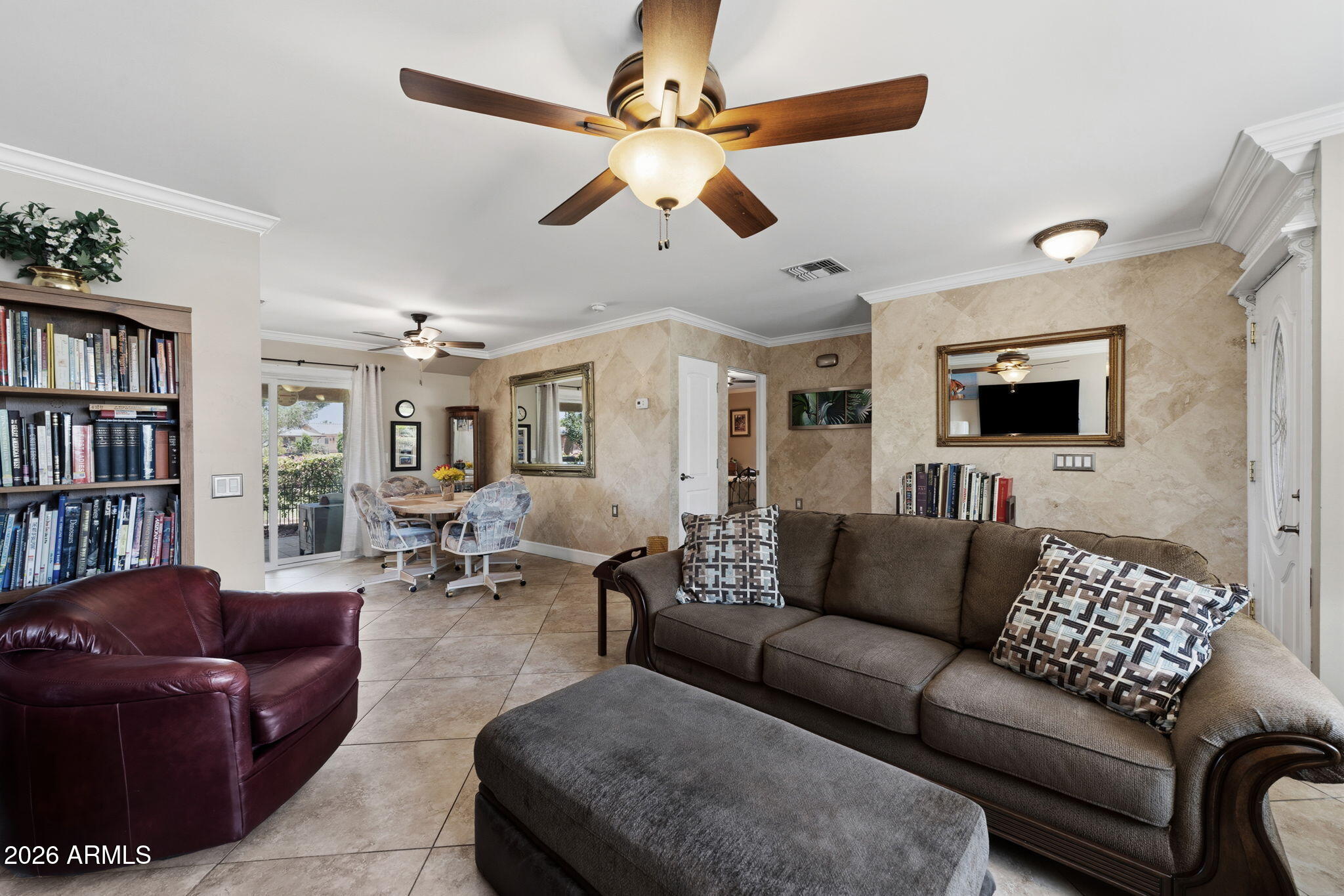 561 LEISURE WORLD --