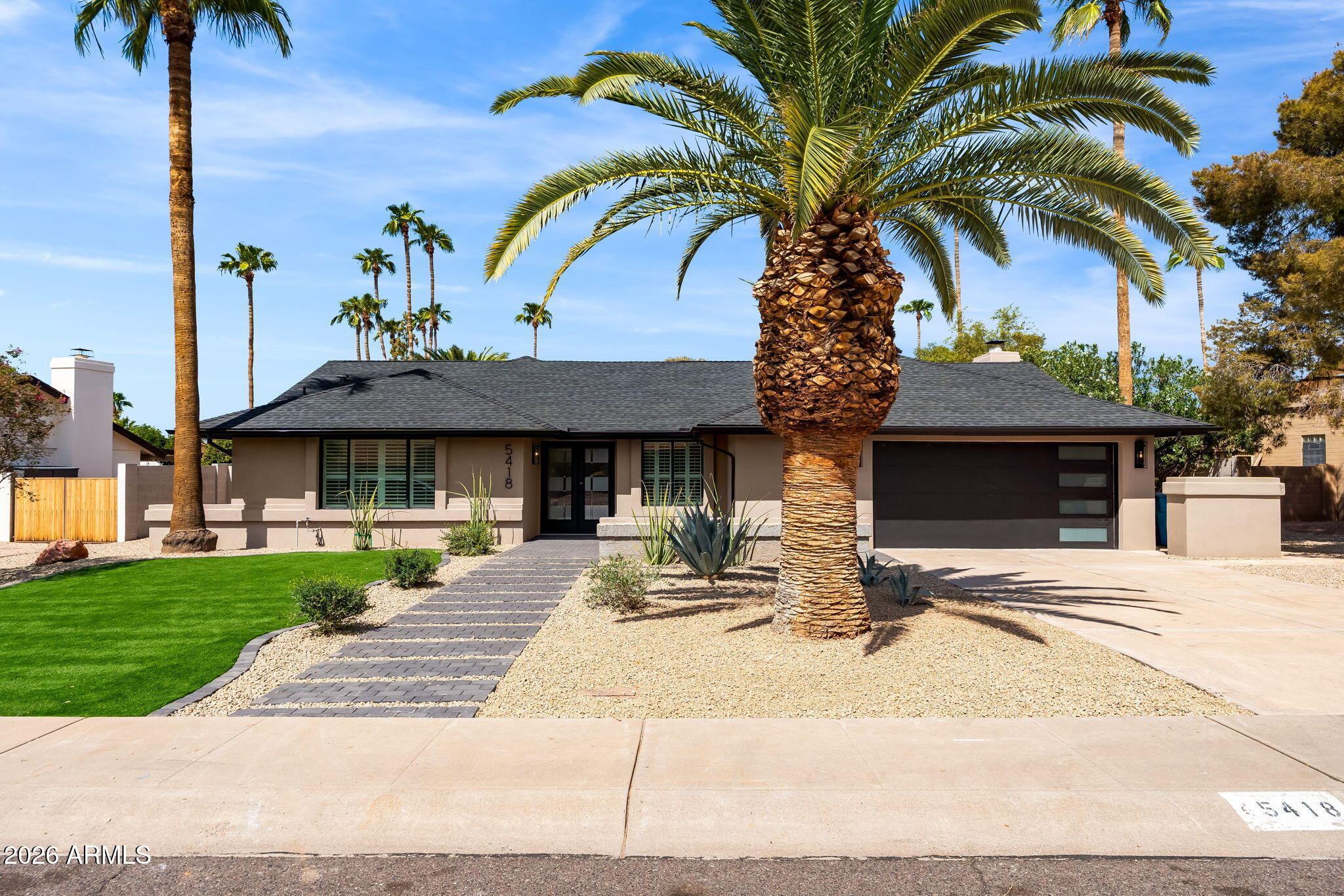 5418 E KATHLEEN Road