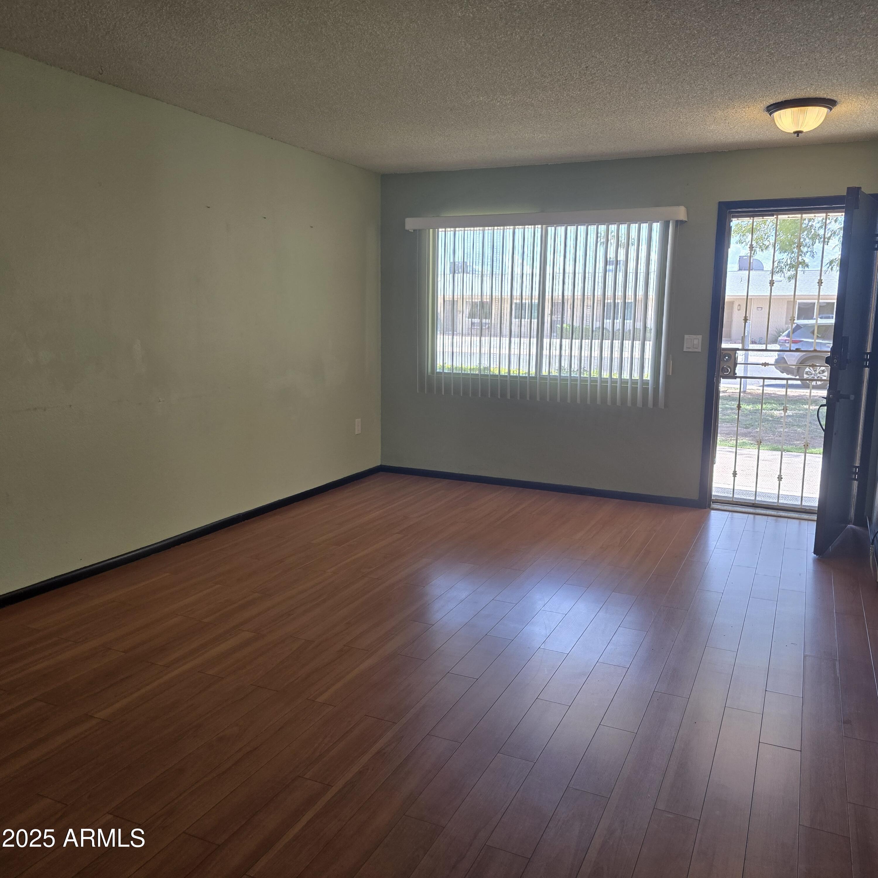 11120 W DESERT BUTTE Drive