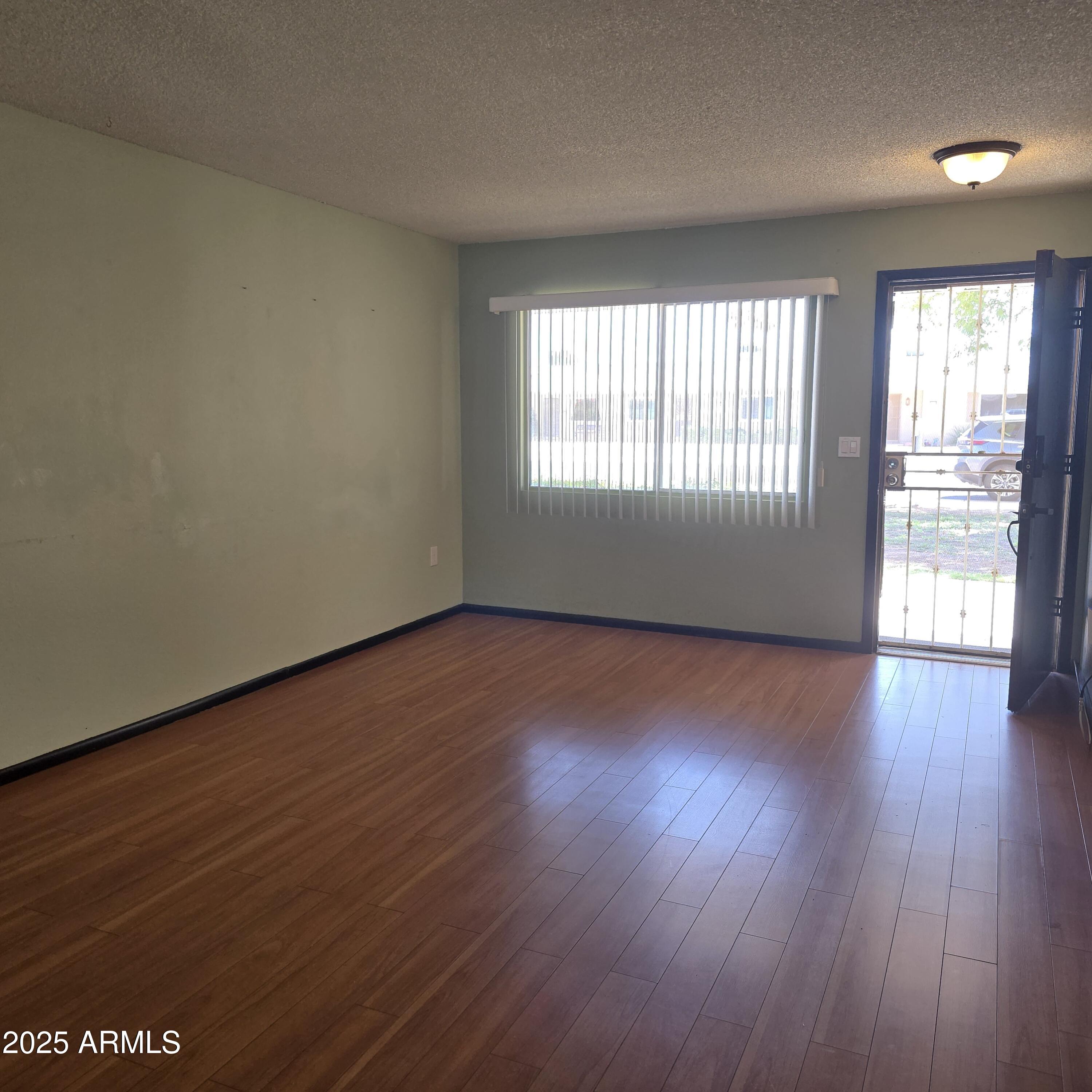 11120 W DESERT BUTTE Drive