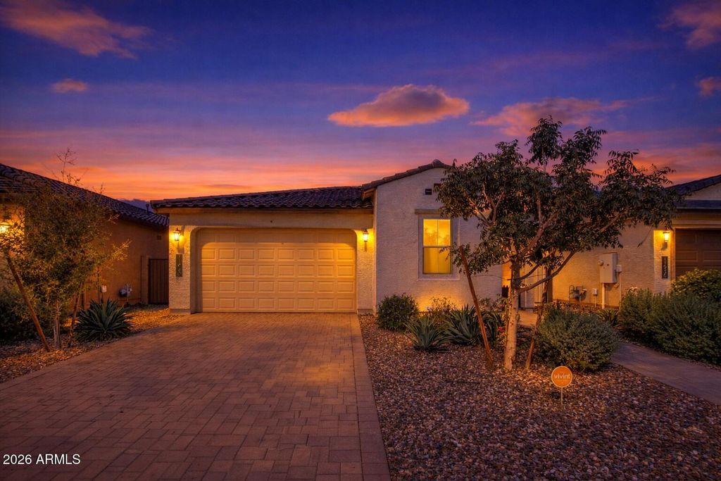 Photo of 11940 W Wier Avenue, Avondale, AZ 85323 (MLS # 6936300)