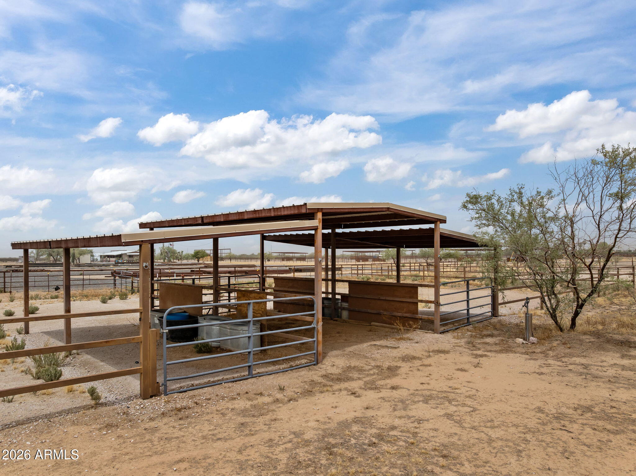 000 20 acres off HWY 60 -- -