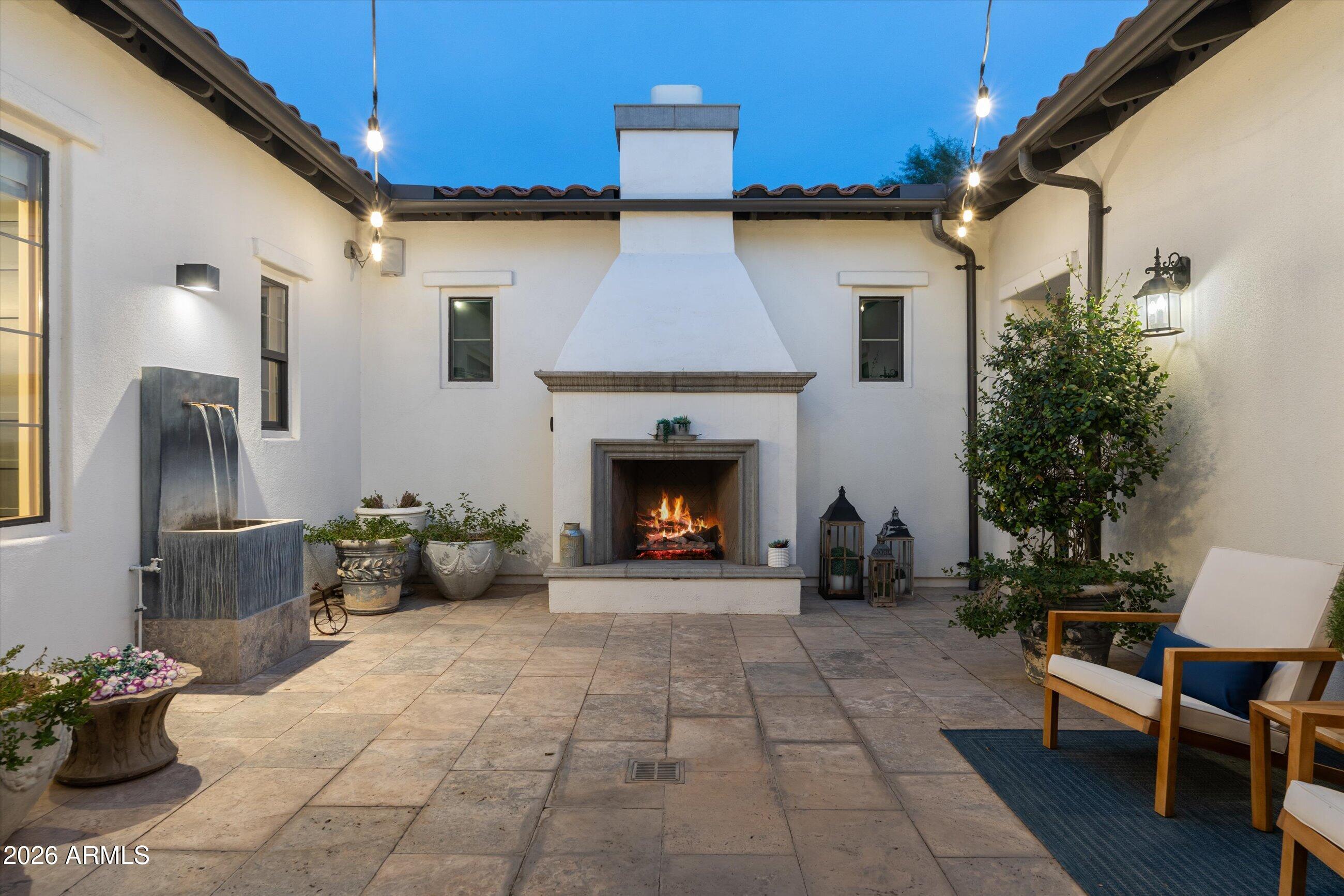 7624 E SOLANO Drive