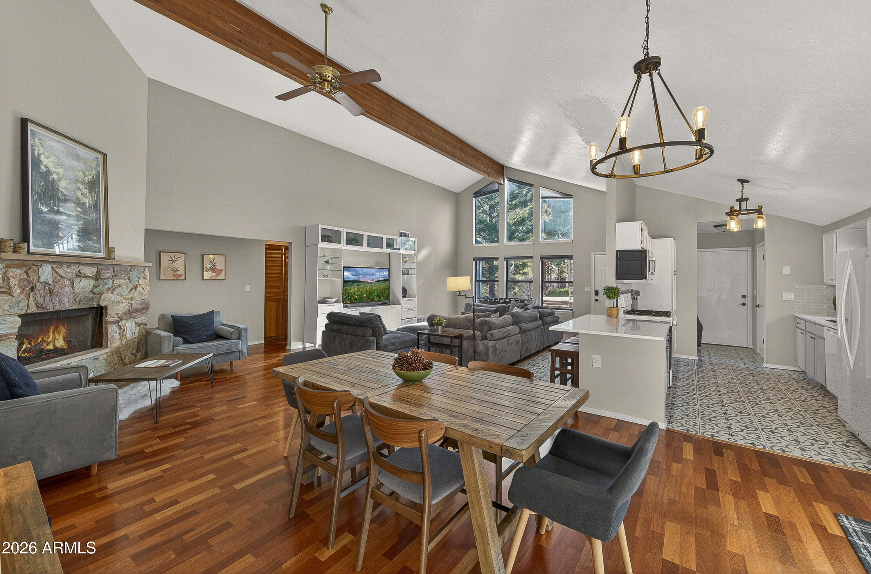 4172 E Broken Rock Loop