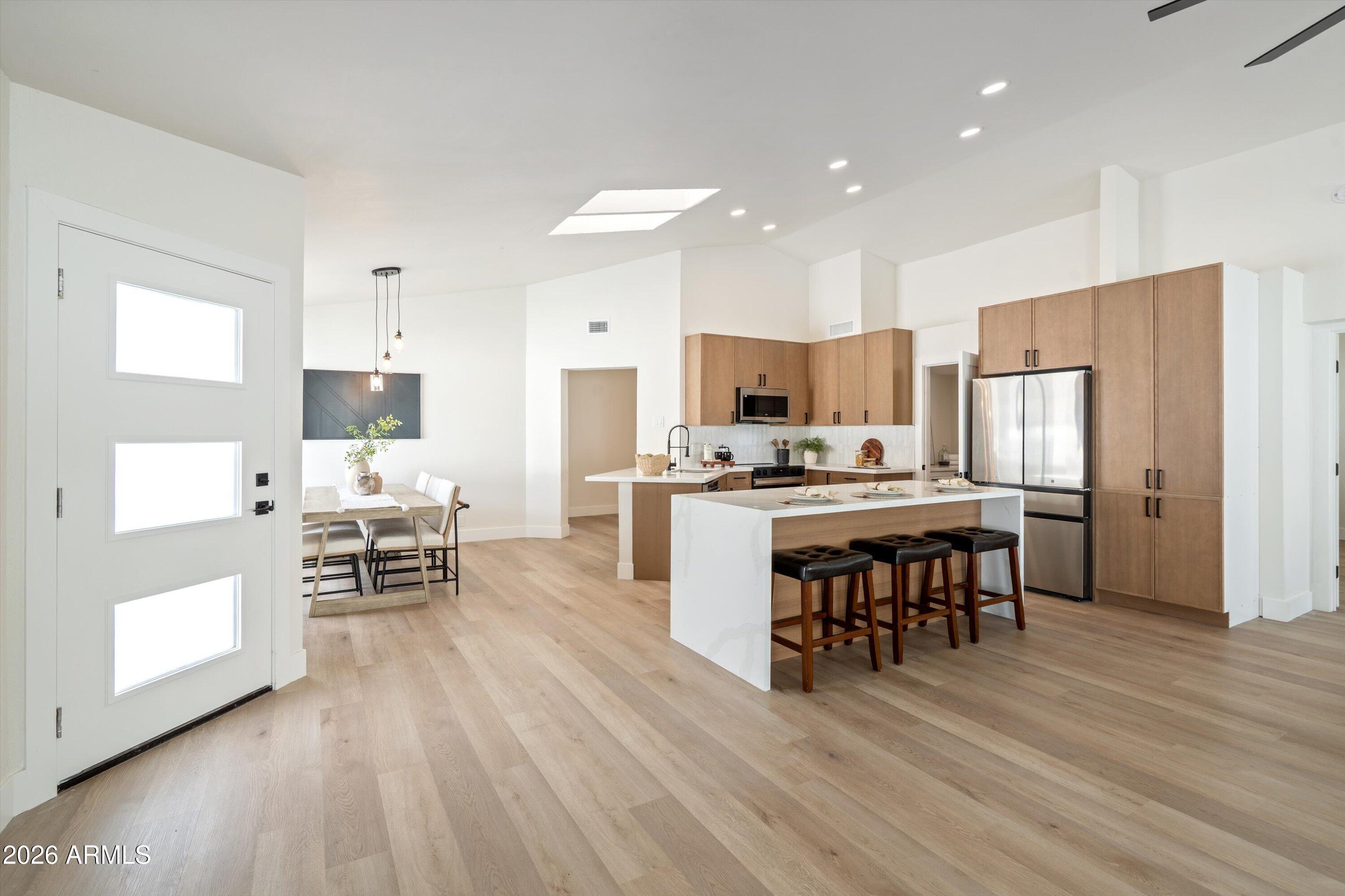 6432 E PARADISE Lane