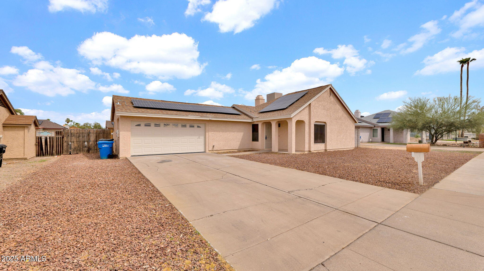 2234 W MOHAWK Lane