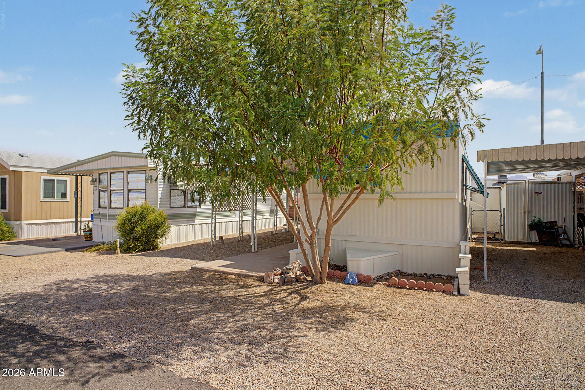 475 N Ocotillo Drive 17