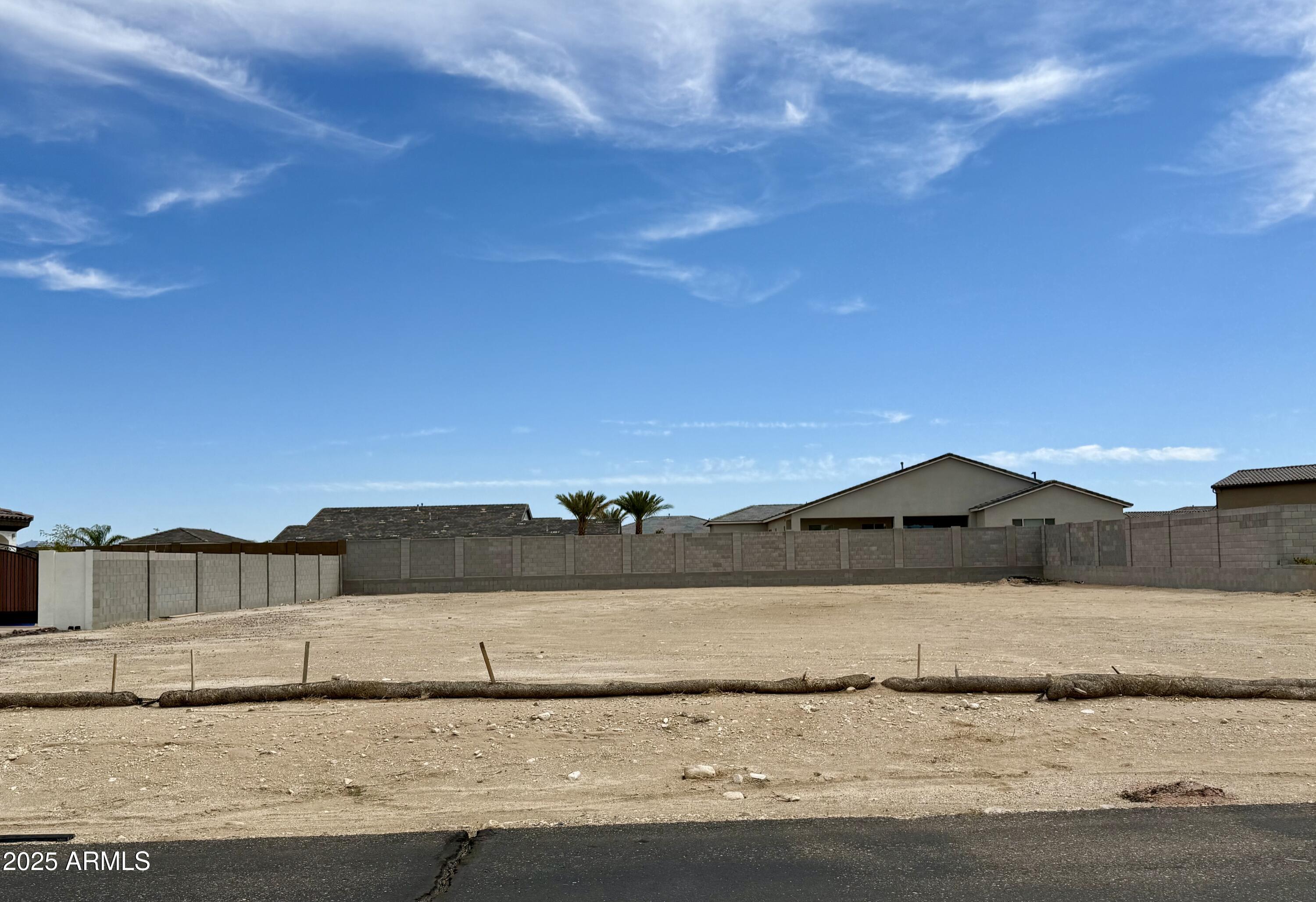 18219 W MARSHALL Court 104