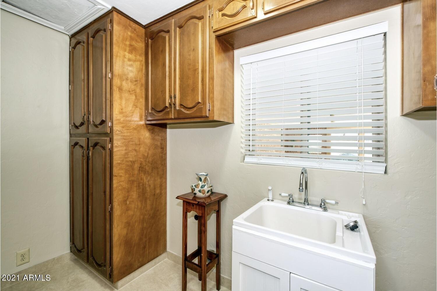 PUEBLO DEL SOL VILLAGE ONE UNIT B - Residential