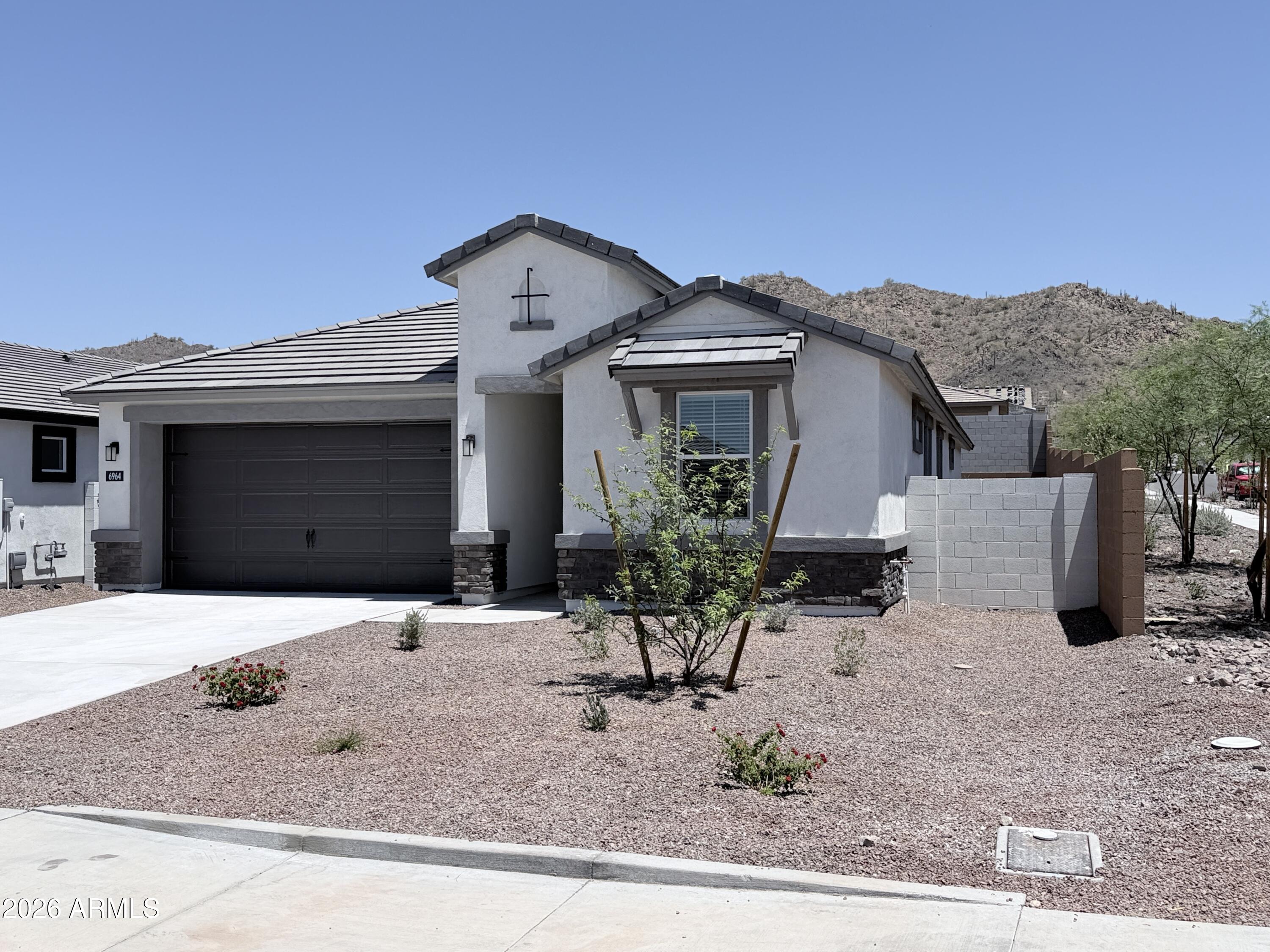 6964 W Buckhorn Trail