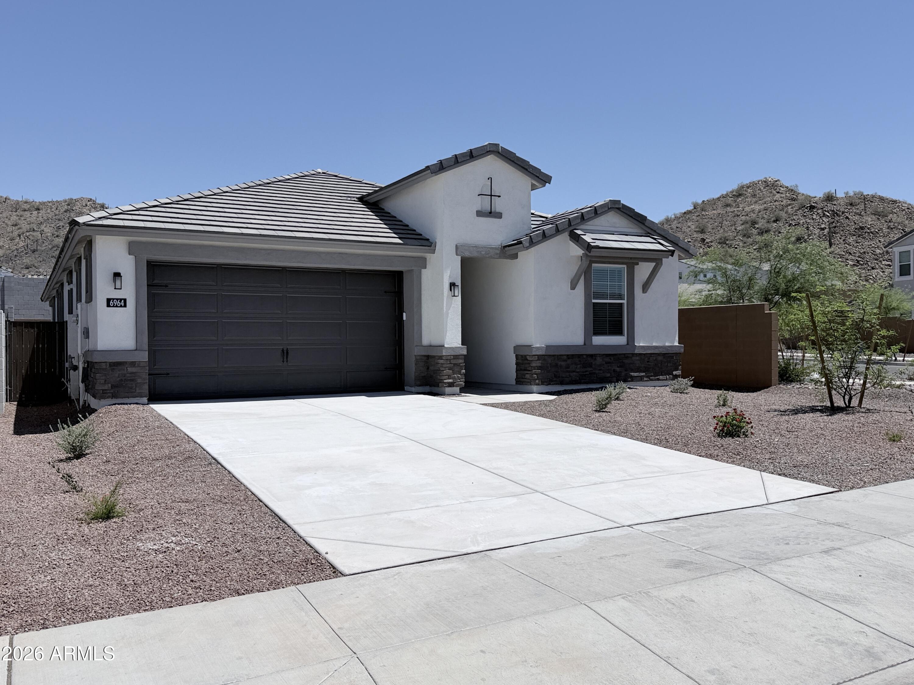6964 W Buckhorn Trail