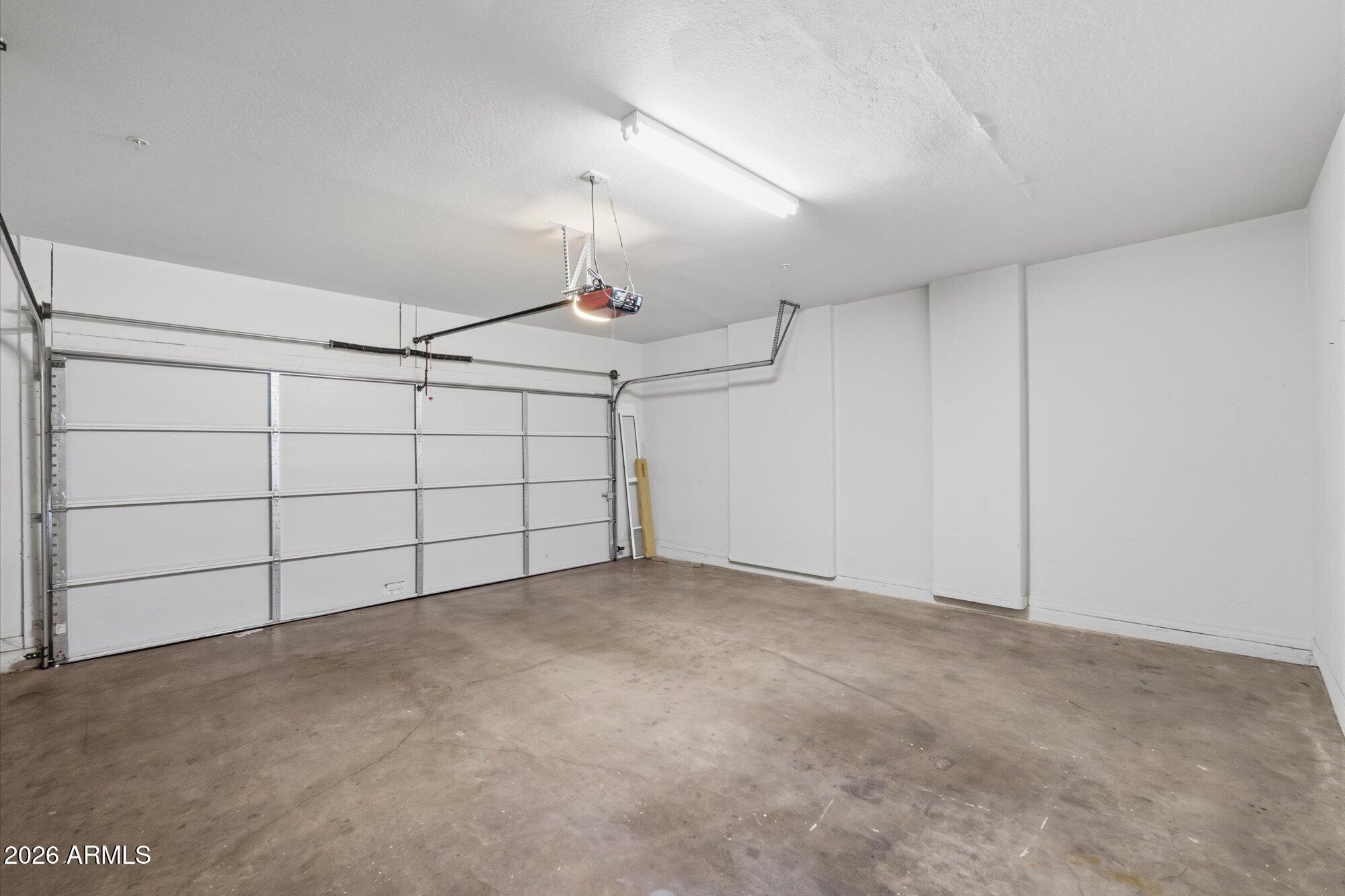 16800 E EL LAGO Boulevard 2040