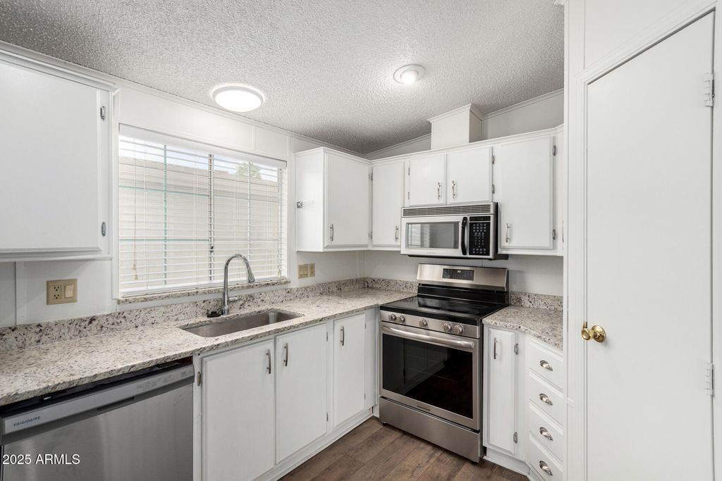 Photo of 1784 E Torrey Pines Lane, Chandler, AZ 85249 (MLS # 6926924)
