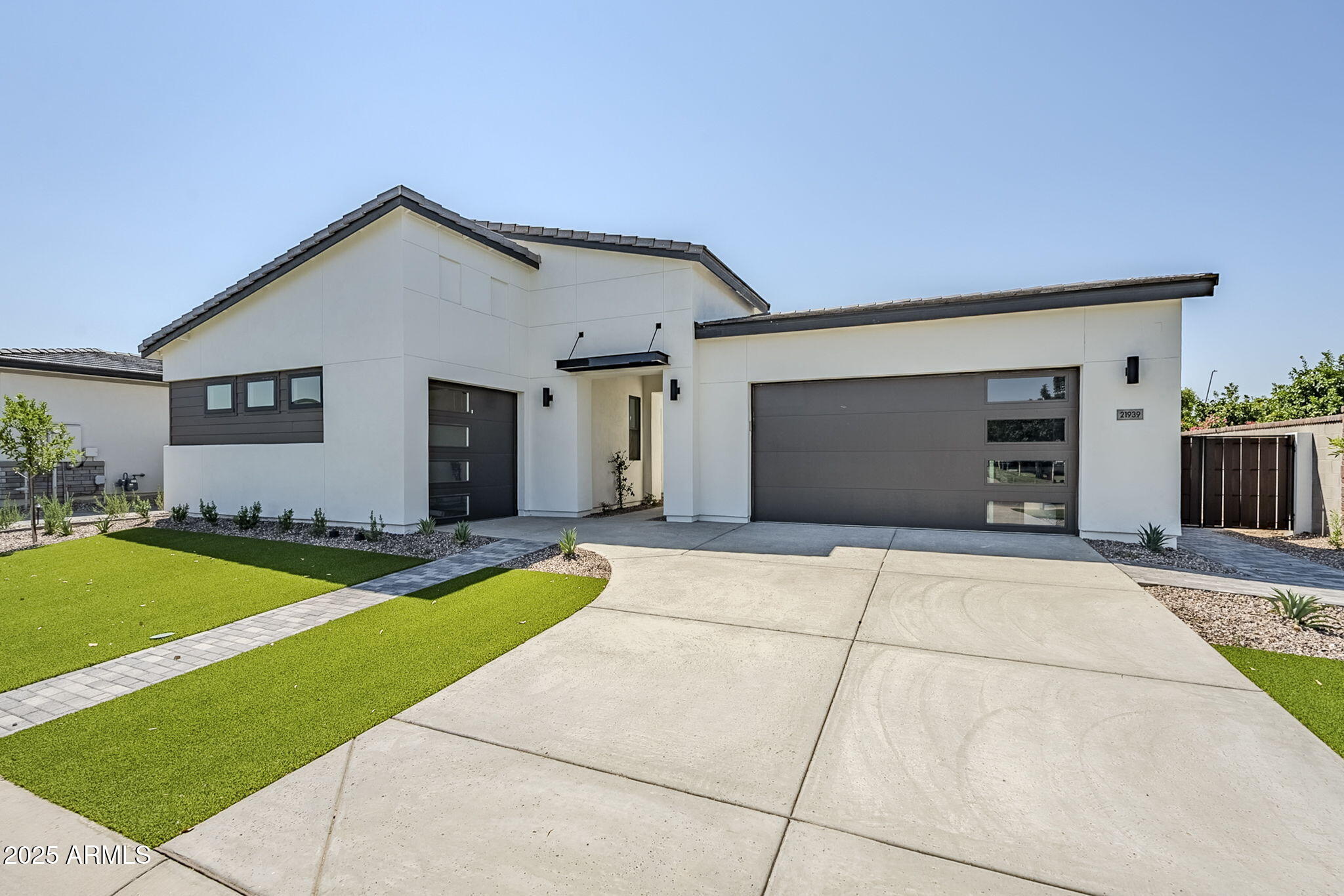 Homes for Sale in Queen Creek Arizona 1 21939 E Misty Lane