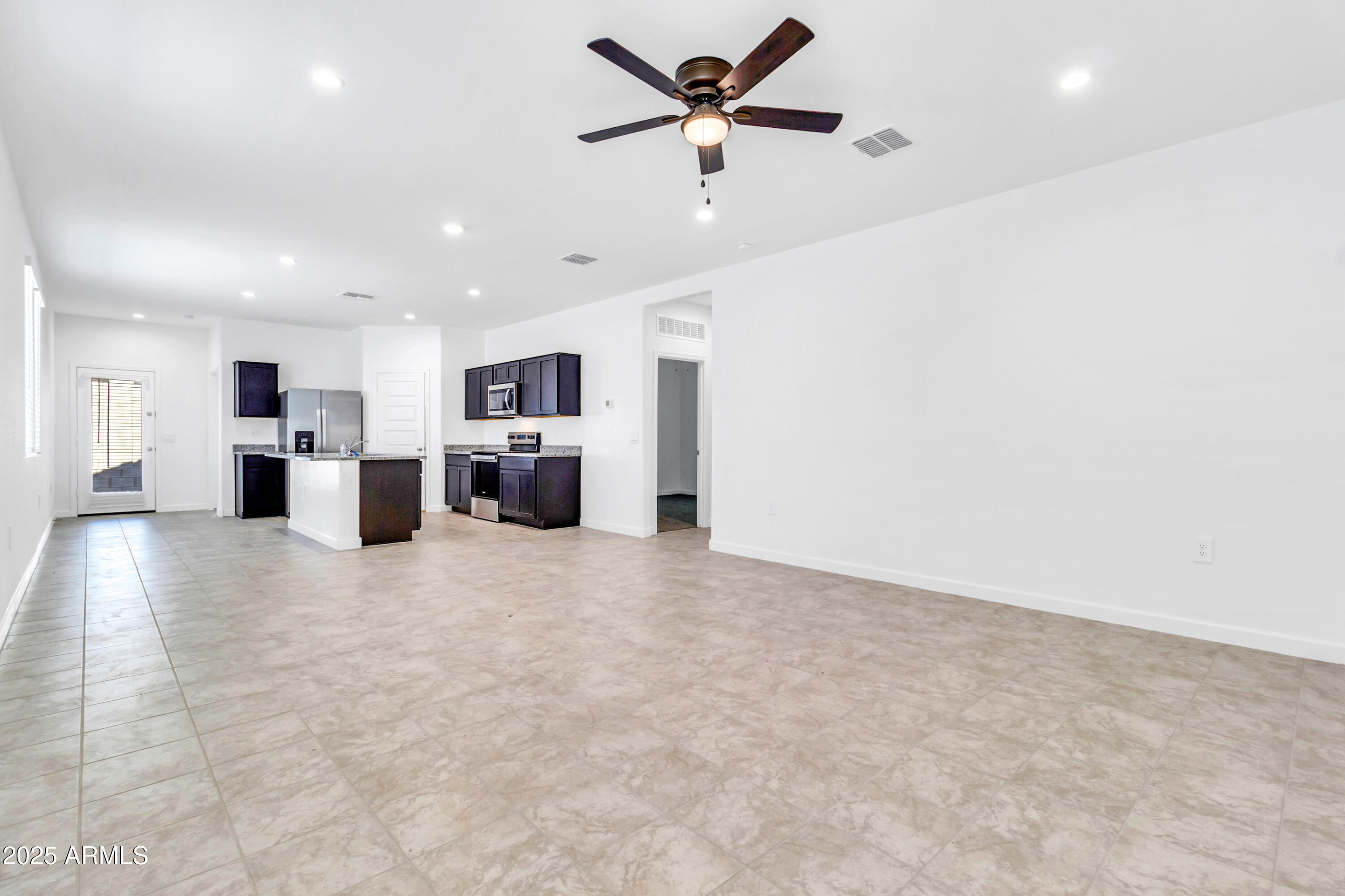 2108 W Sheridan Avenue