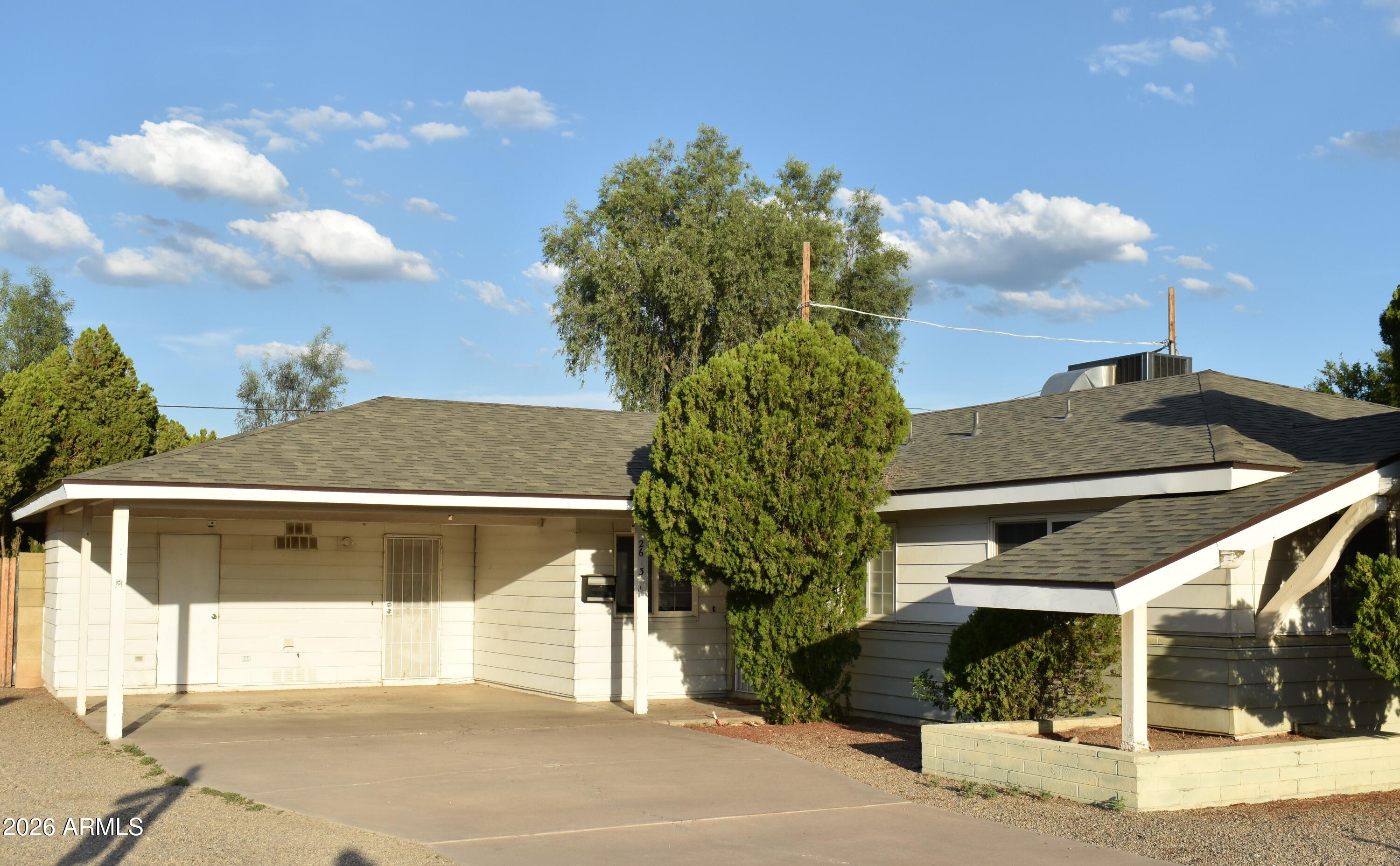 2613 N 74TH Place