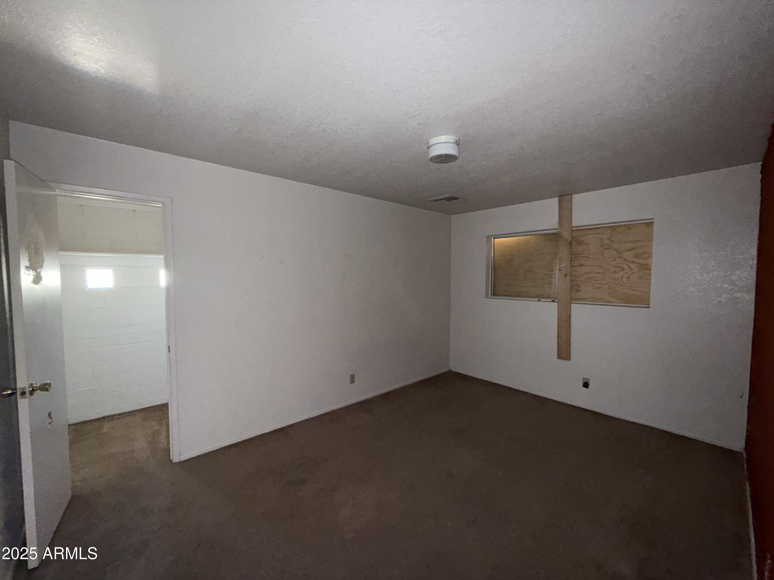 2328 W LUPINE Avenue