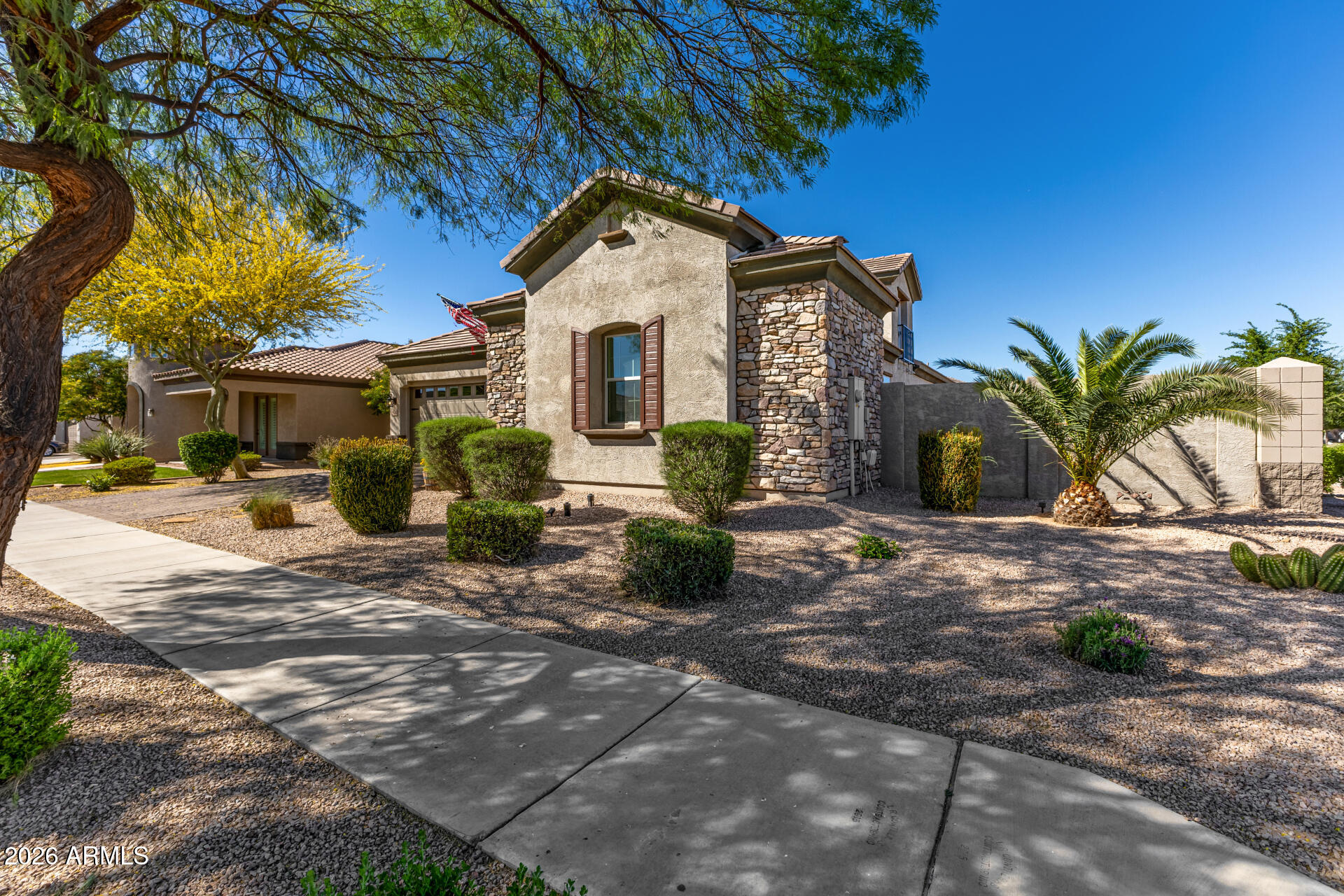 22186 E CREEKSIDE Drive