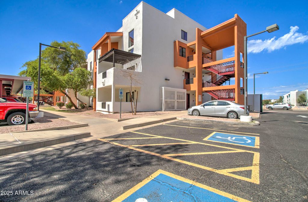 Photo of 1005 E 8th Street #3015, Tempe, AZ 85281 (MLS # 6924835)