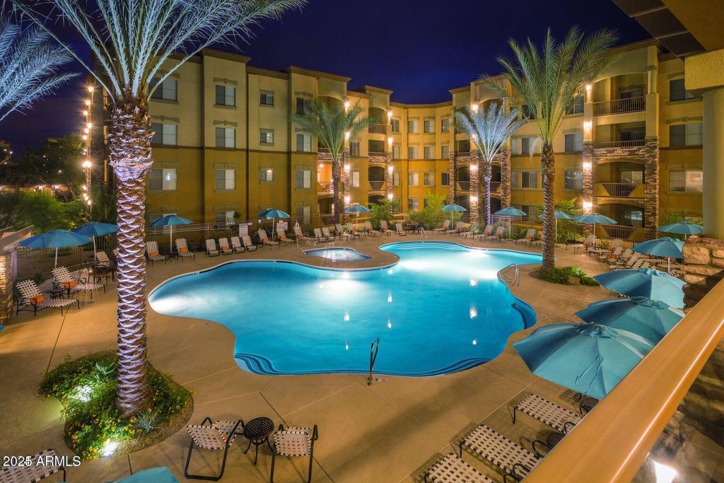 Photo of 5350 E Deer Valley Drive #3267, Phoenix, AZ 85054 (MLS # 6934603)