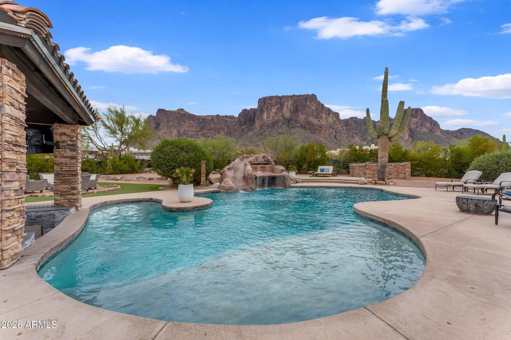 Photo of 5850 E Concho Street, Apache Junction, AZ 85119 (MLS # 6985827)