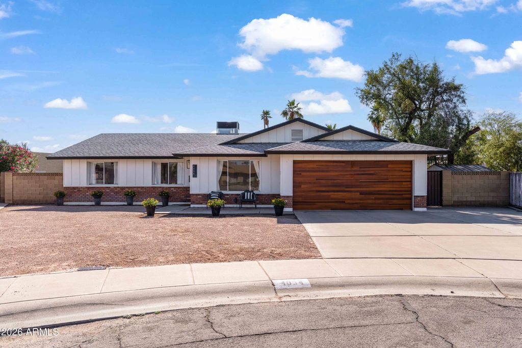 Photo of 4034 S Birchett Drive, Tempe, AZ 85282 (MLS # 6992788)