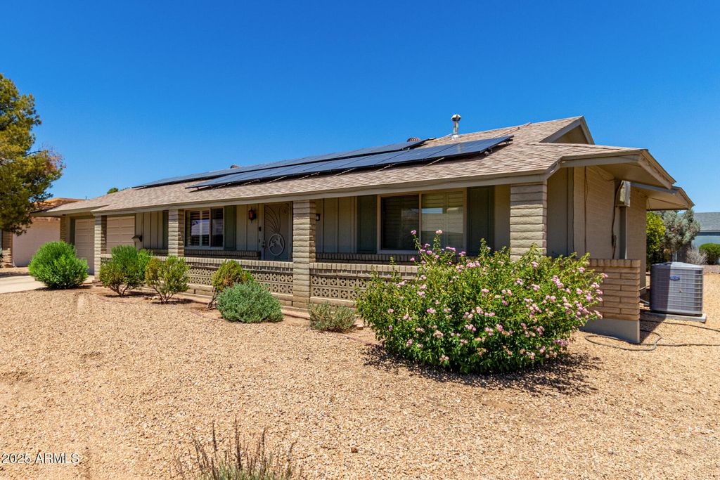 Photo of 10927 W Roundelay Circle, Sun City, AZ 85351 (MLS # 6904372)