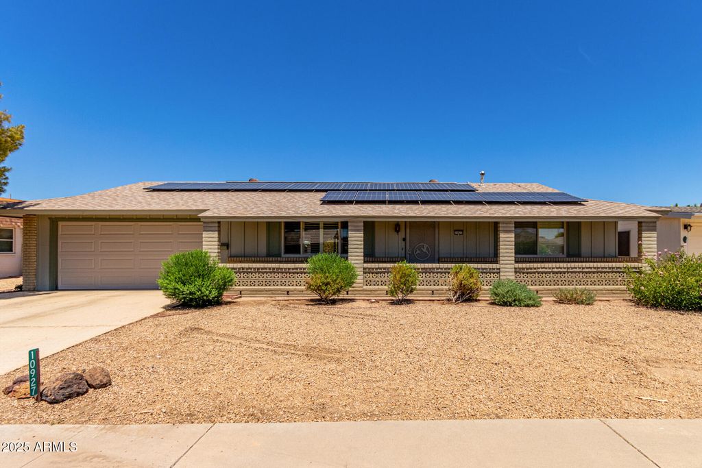Photo of 10927 W Roundelay Circle, Sun City, AZ 85351 (MLS # 6904372)