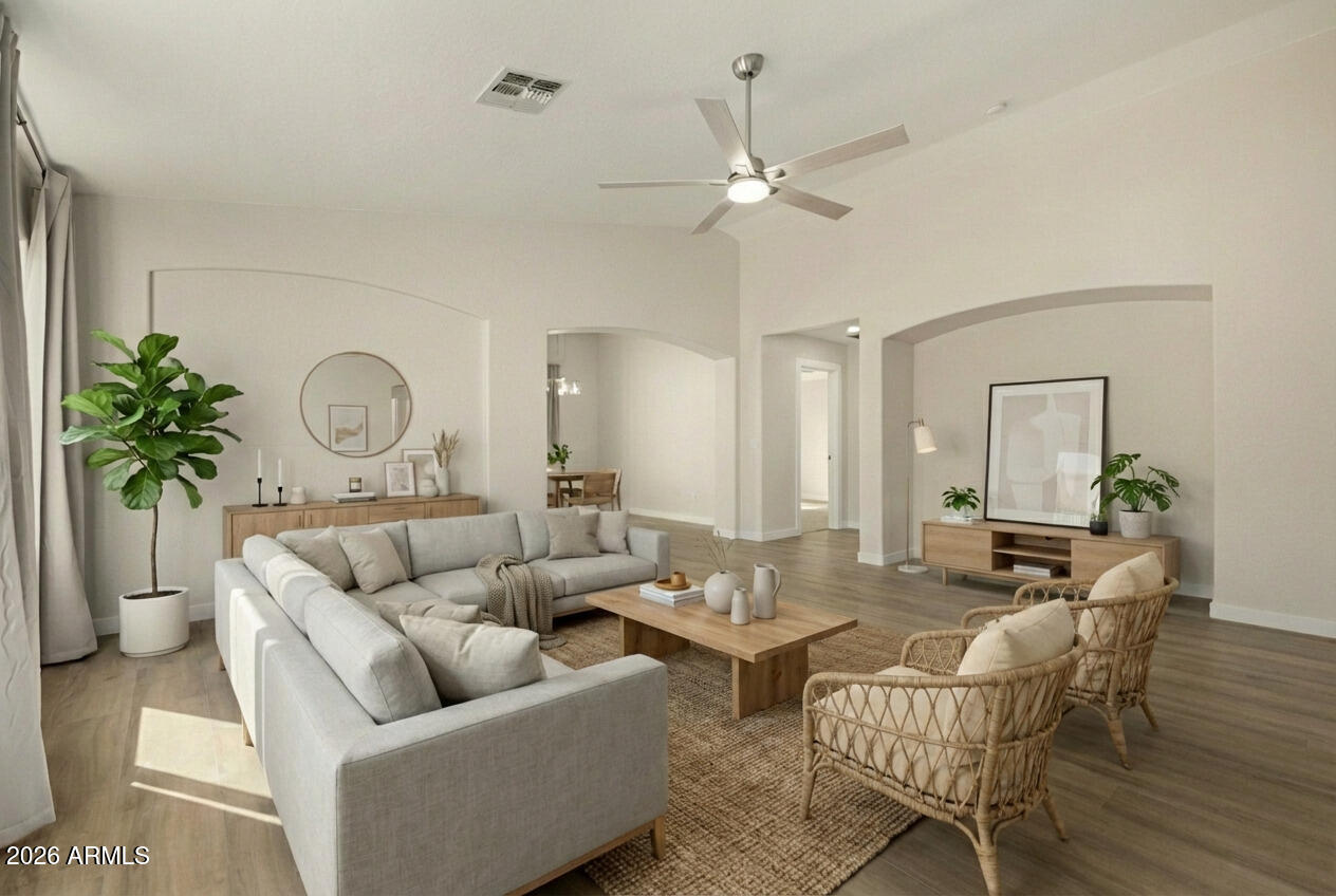 2737 E CATALINA Avenue