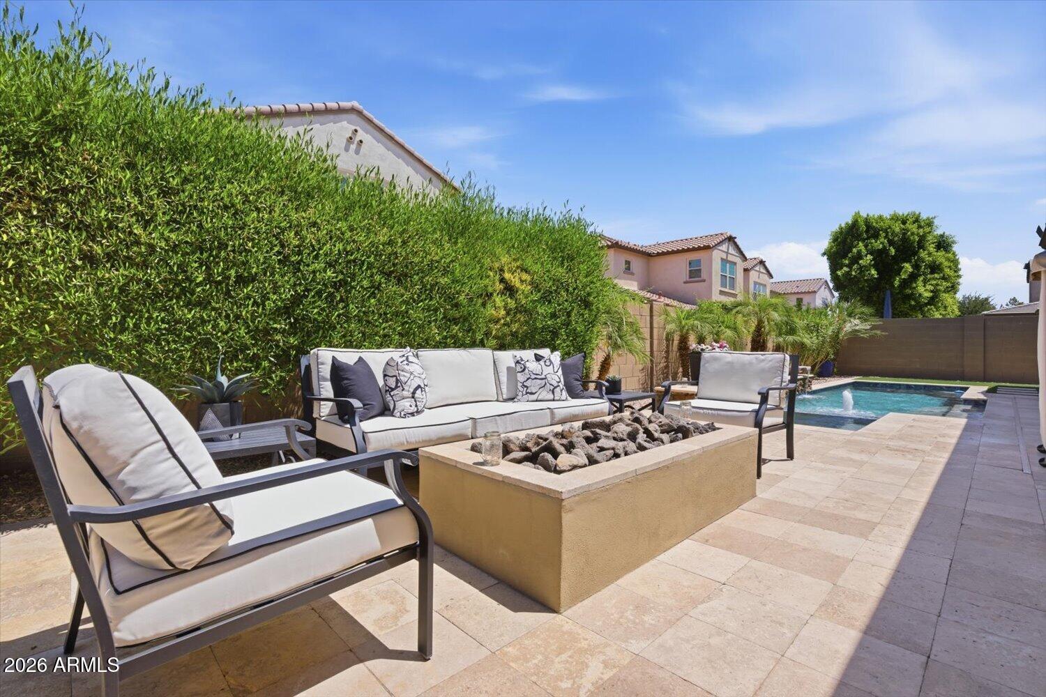 912 W KAIBAB Drive