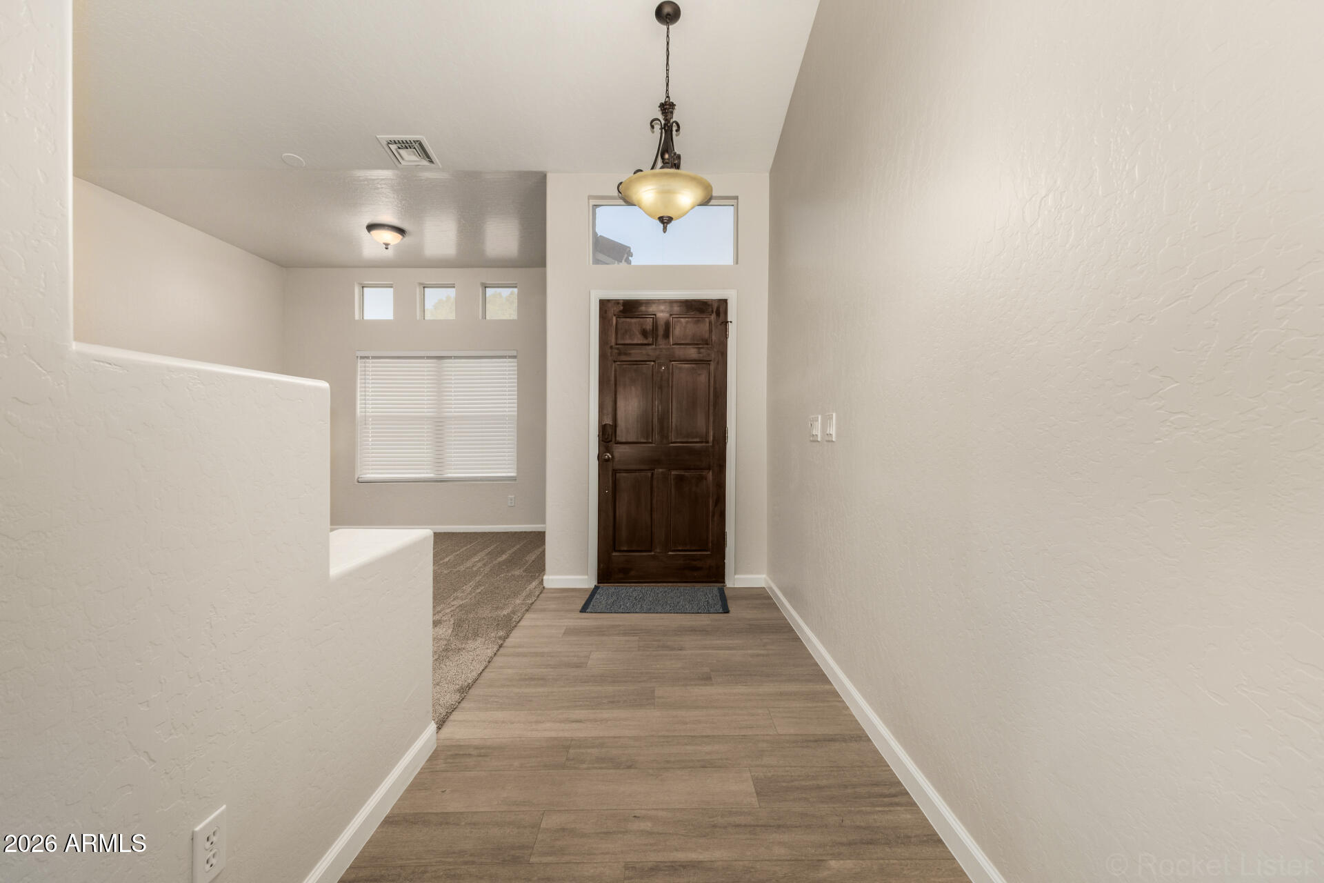 2428 S LENNOX Street