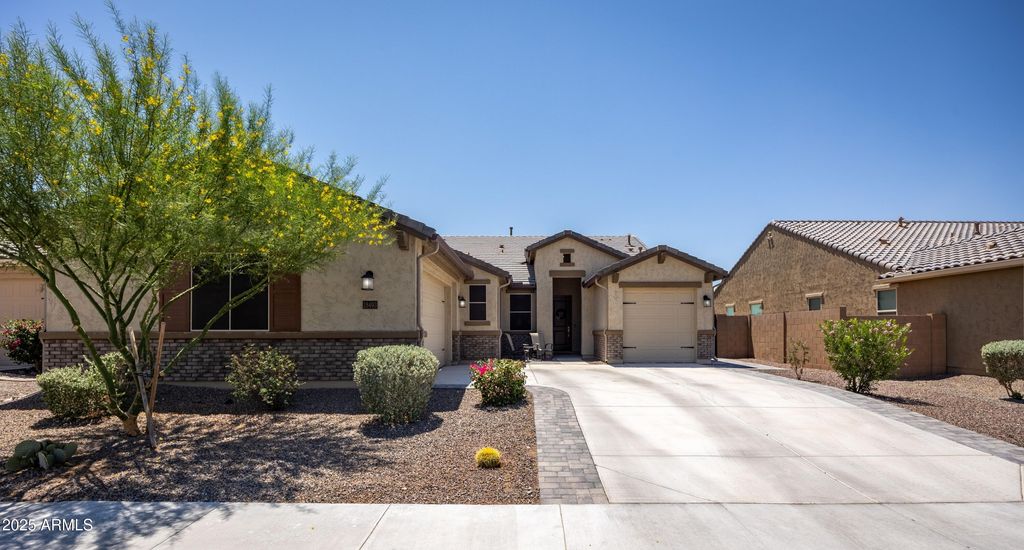 Photo of 18493 W Hiddenview Drive, Goodyear, AZ 85338 (MLS # 6932190)