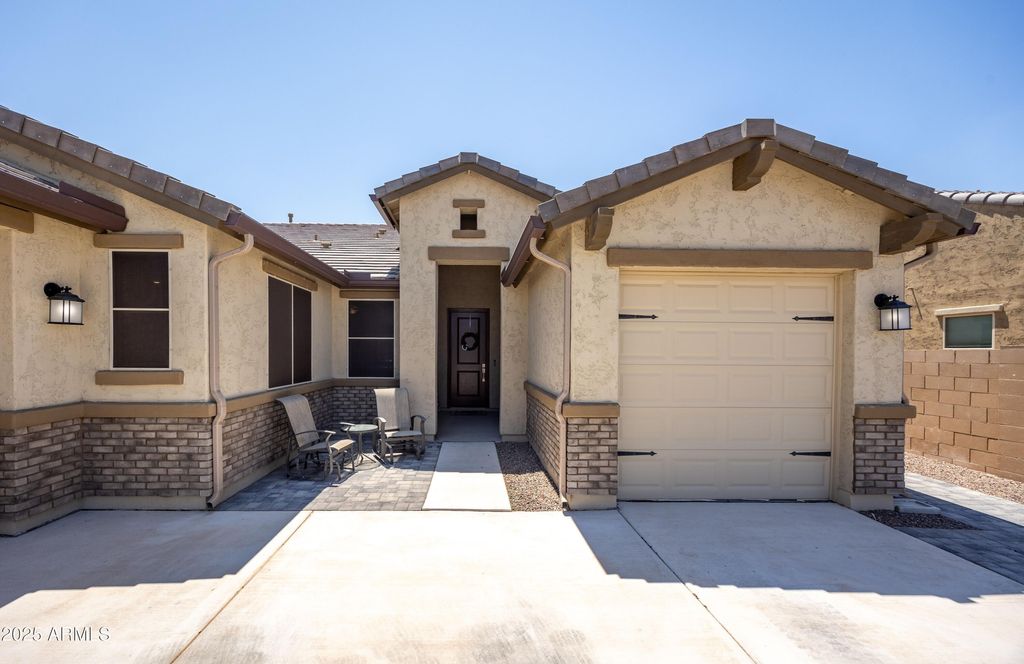 Photo of 18493 W Hiddenview Drive, Goodyear, AZ 85338 (MLS # 6932190)