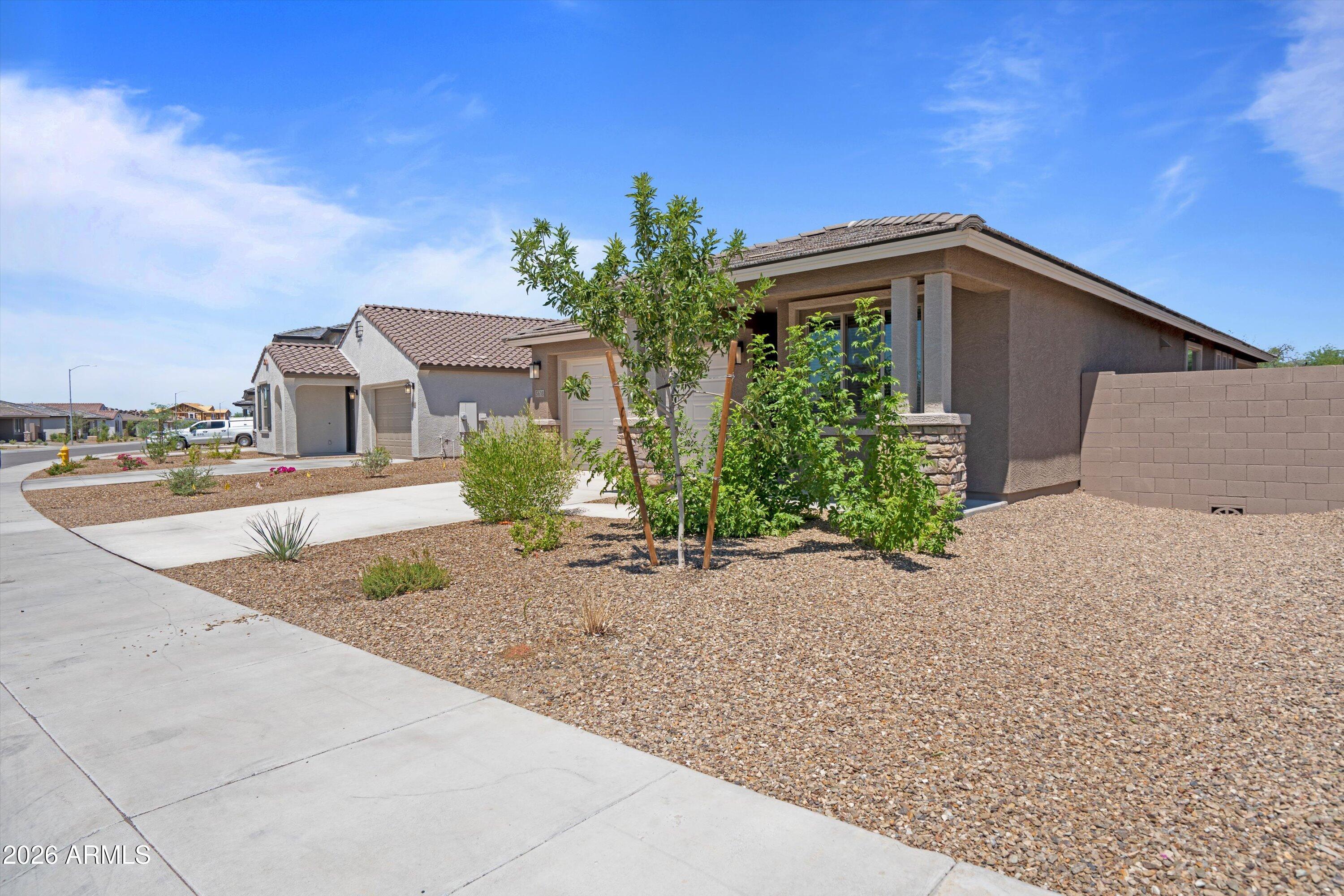 5618 W MAUNA LOA Lane