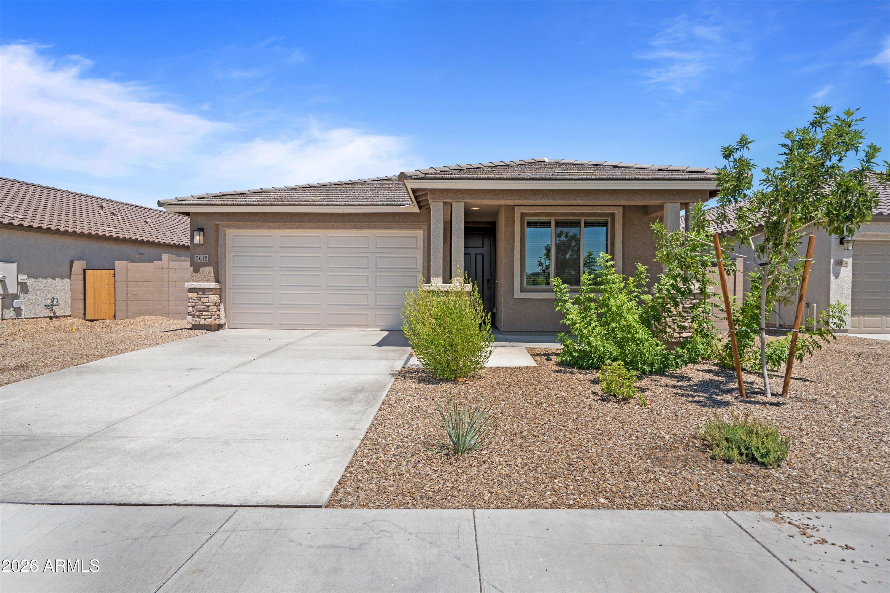 5618 W MAUNA LOA Lane