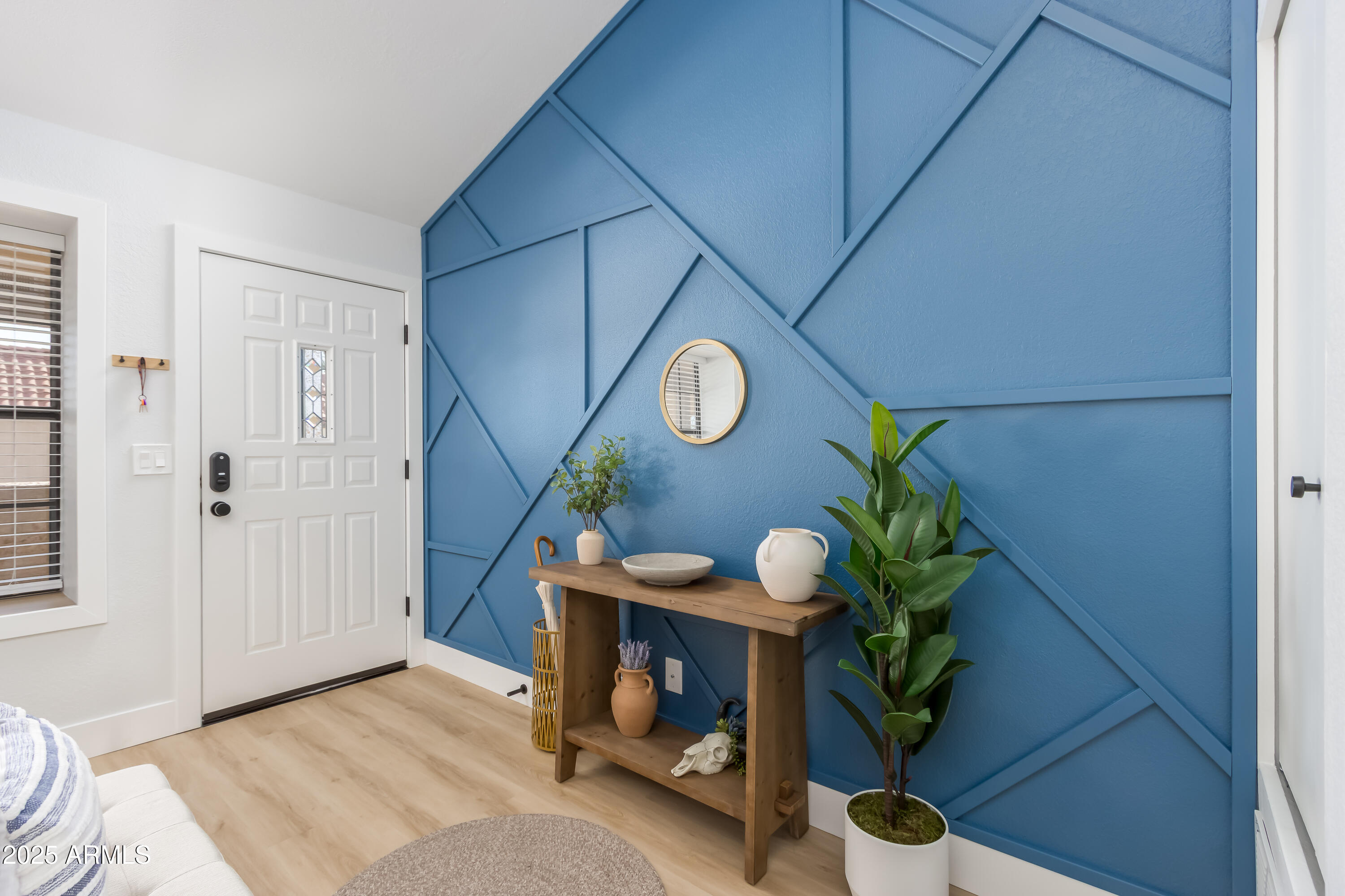 5704 E AIRE LIBRE Avenue 2051