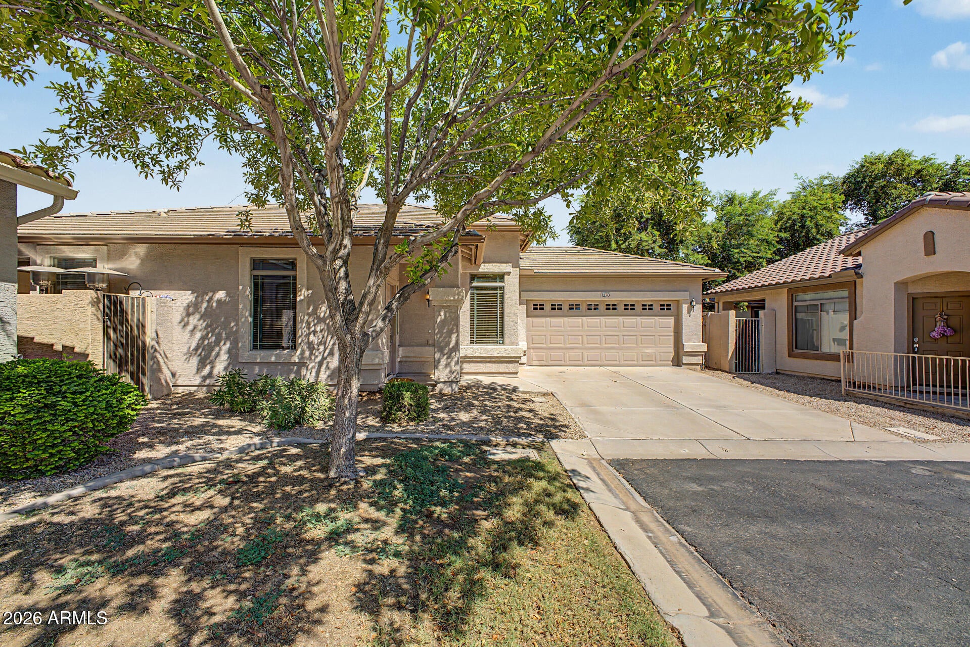 1270 E THOMPSON Way