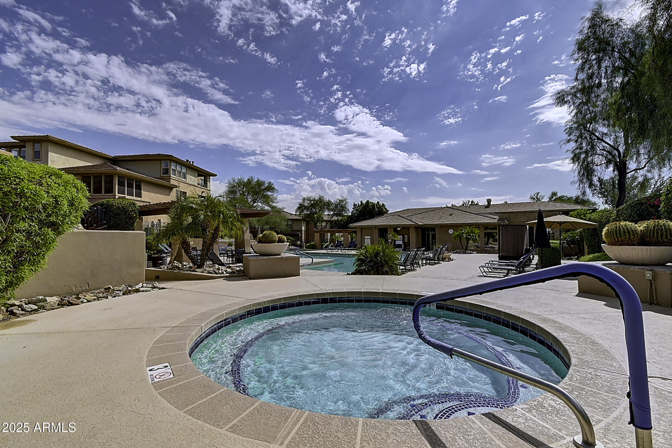 19777 N 76TH Street 2147