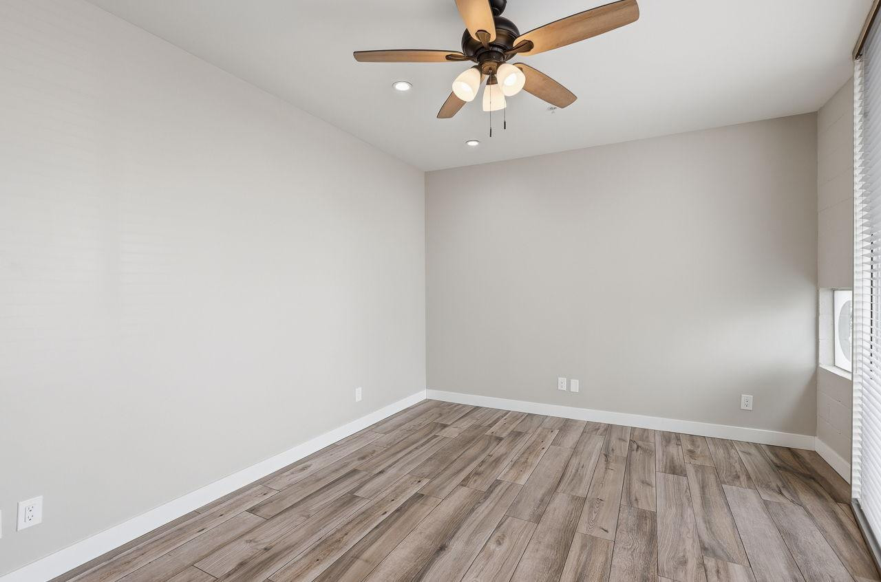 1111 W University Drive Unit 1008