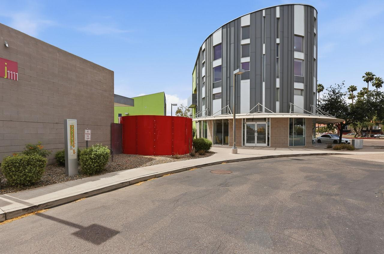 1111 W University Drive Unit 1008