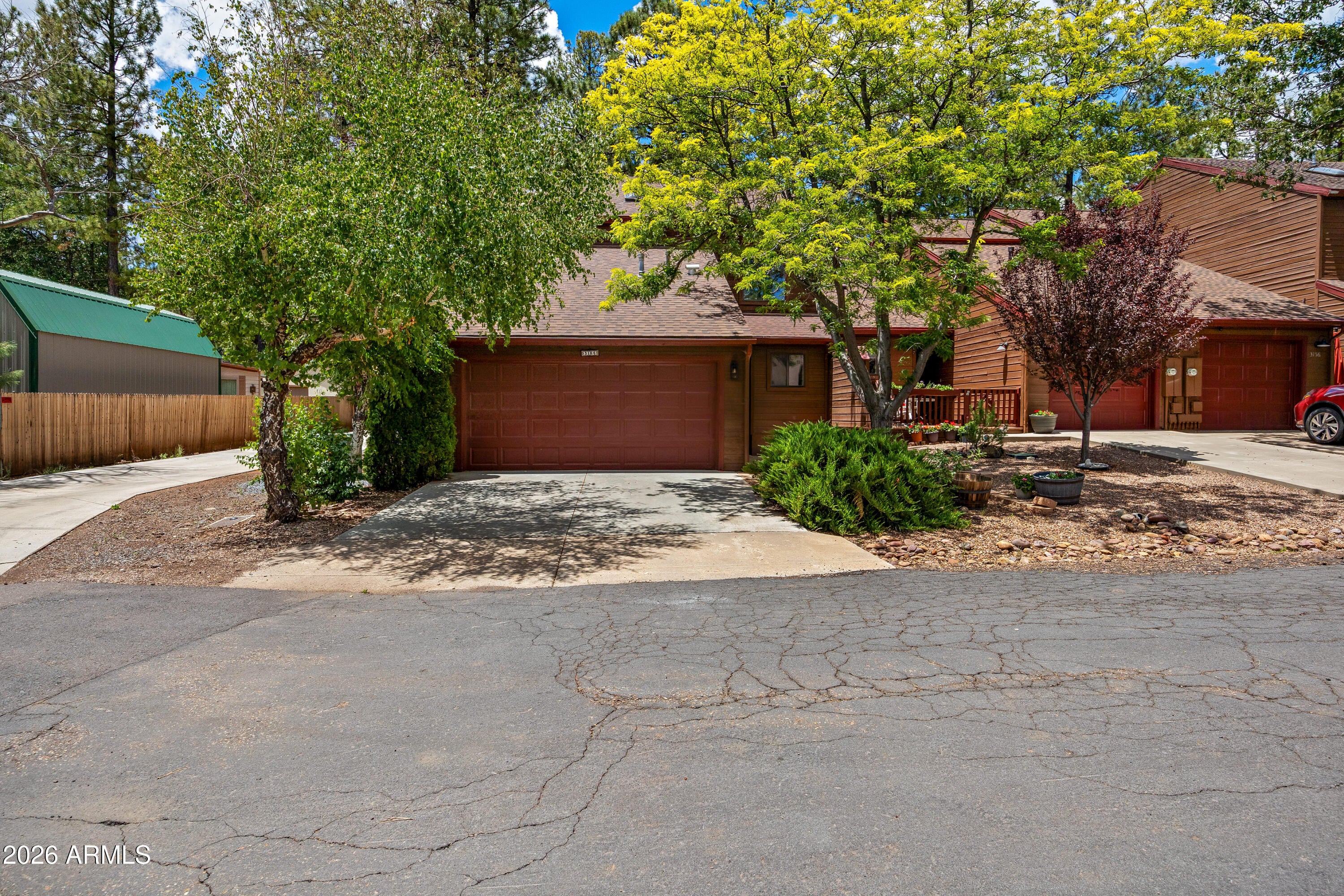 3186 E RAINBOW Lane