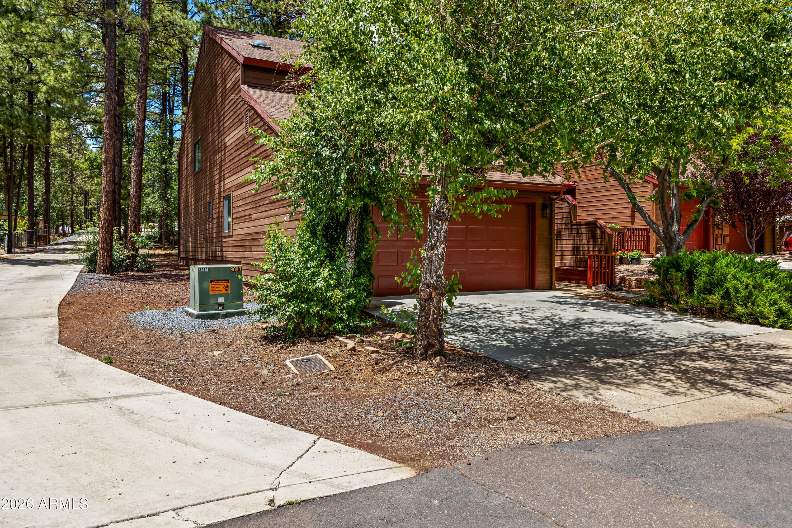 3186 E RAINBOW Lane