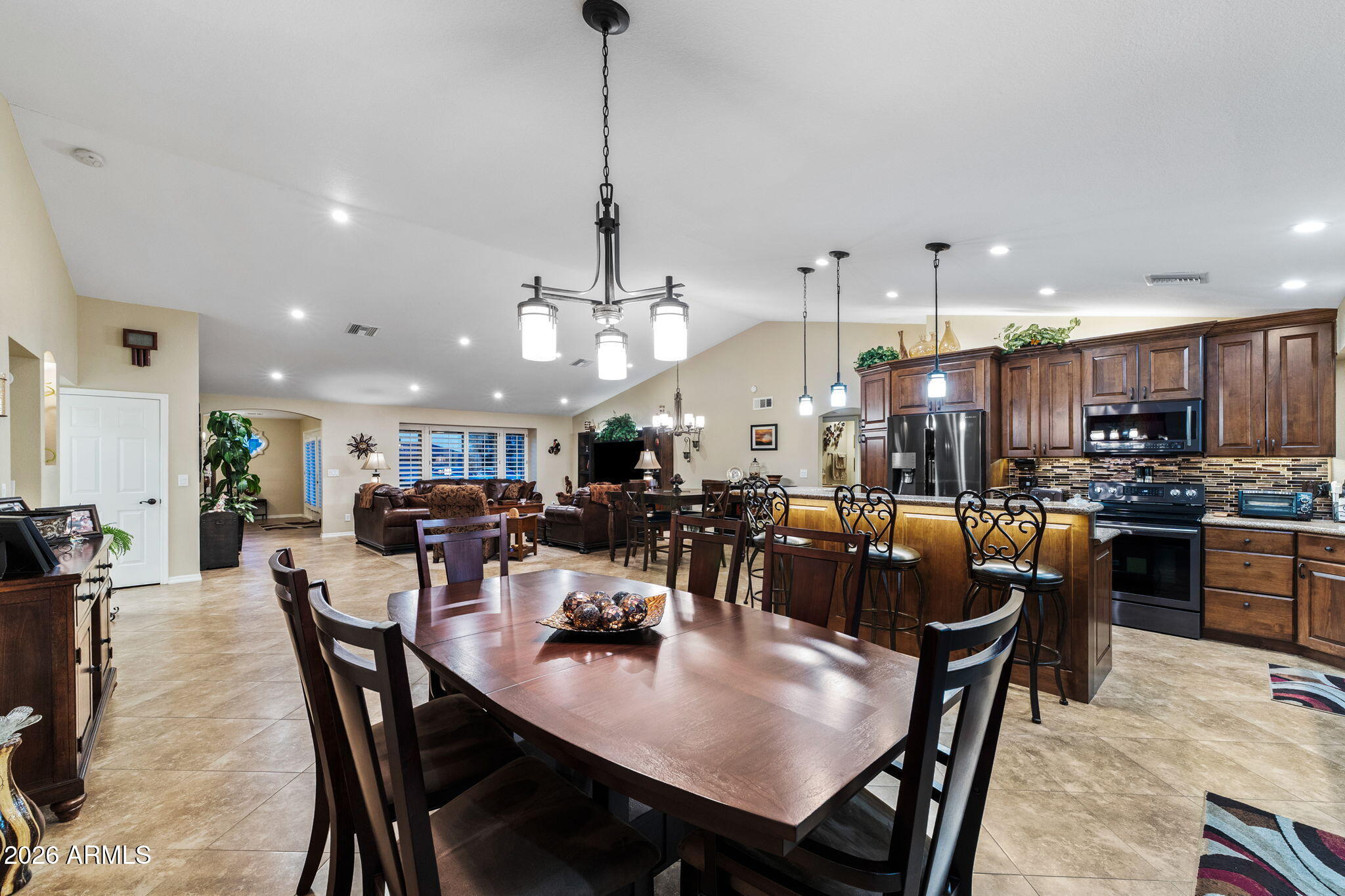 Mesa, Arizona, 85206, United States, 3 Bedrooms Bedrooms, ,2 BathroomsBathrooms,Residential,Active,2018451