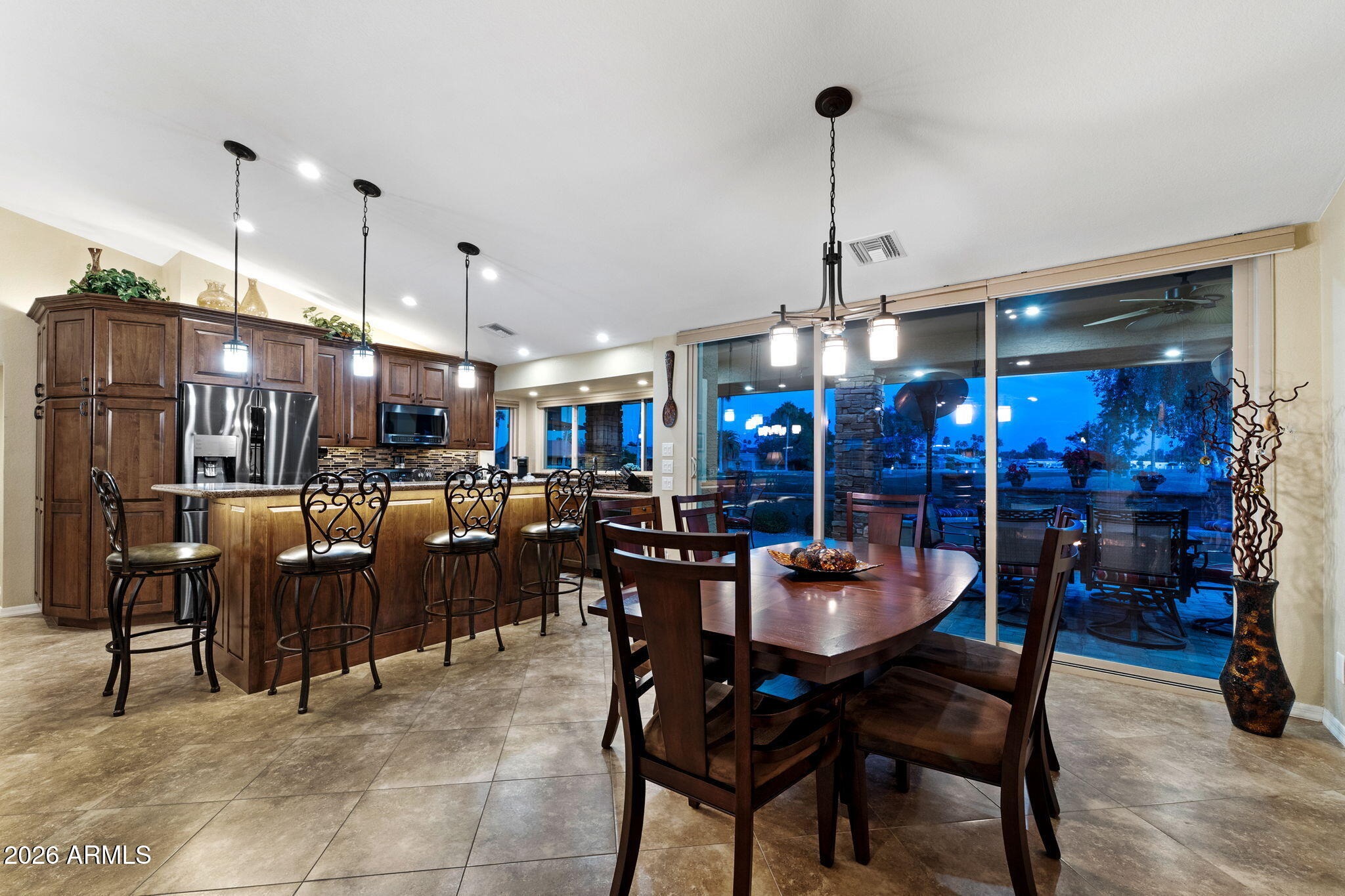 Mesa, Arizona, 85206, United States, 3 Bedrooms Bedrooms, ,2 BathroomsBathrooms,Residential,Active,2018451