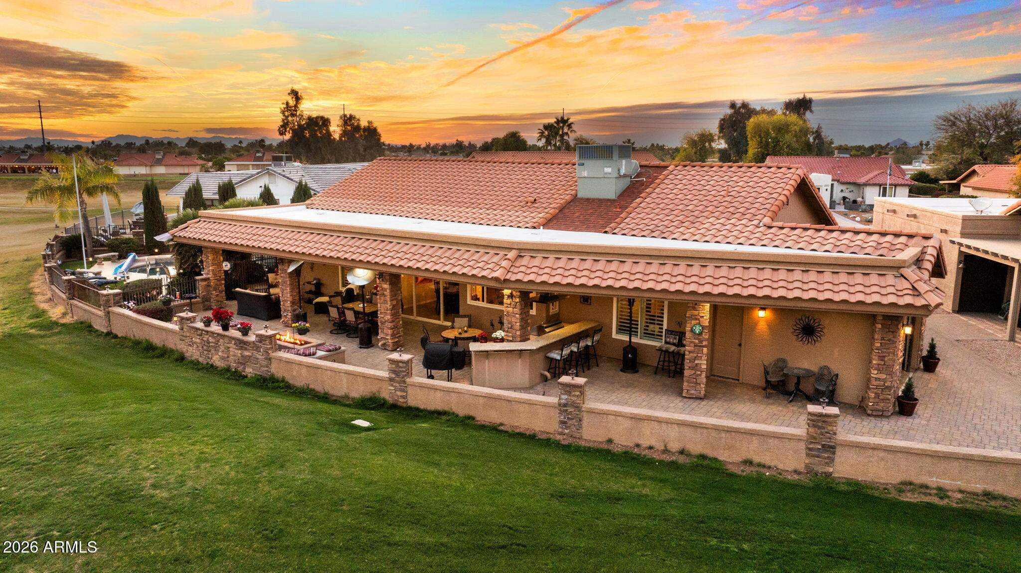 2090 LEISURE WORLD --