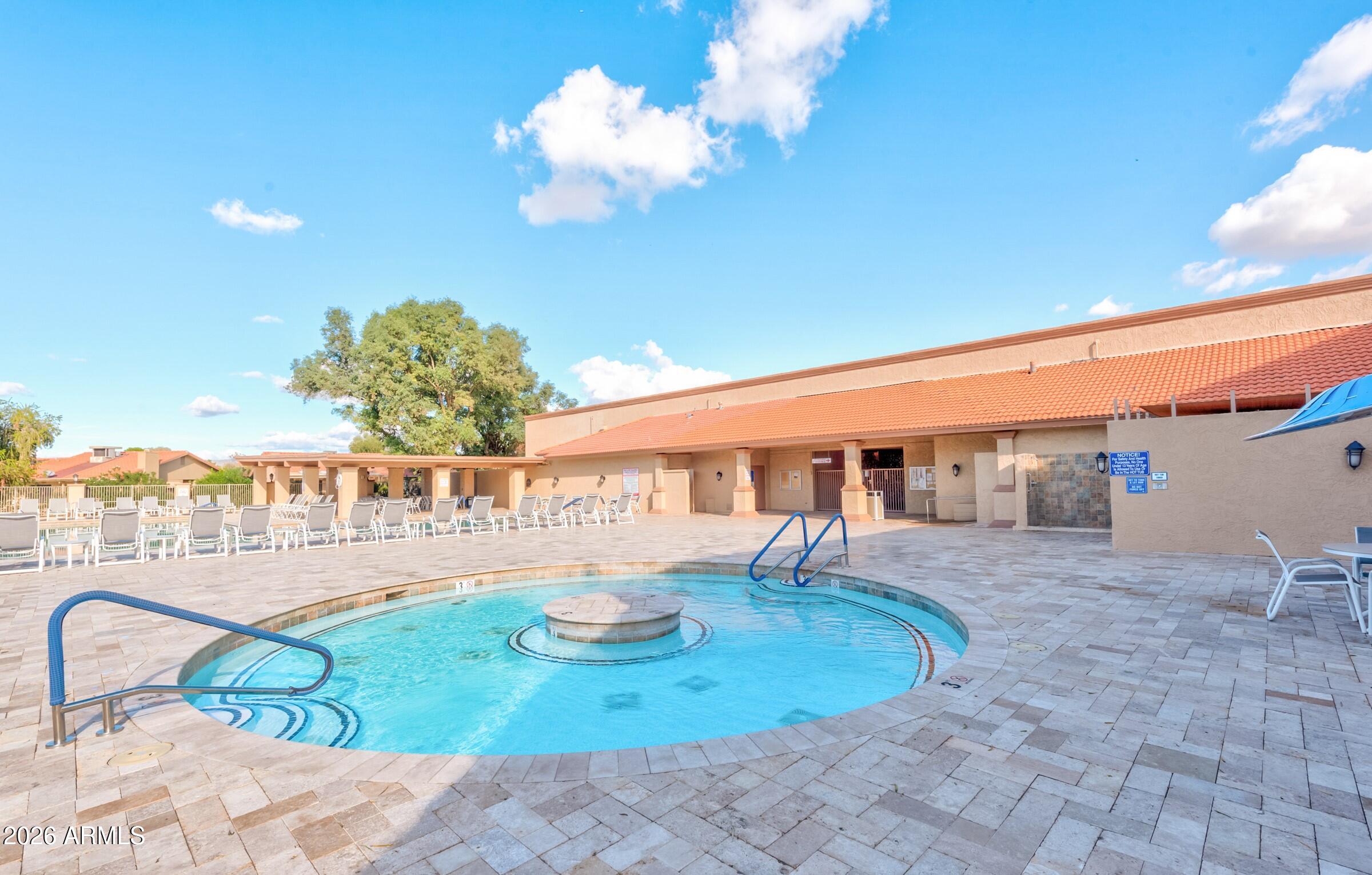 Mesa, Arizona, 85206, United States, 3 Bedrooms Bedrooms, ,2 BathroomsBathrooms,Residential,Active,2018451