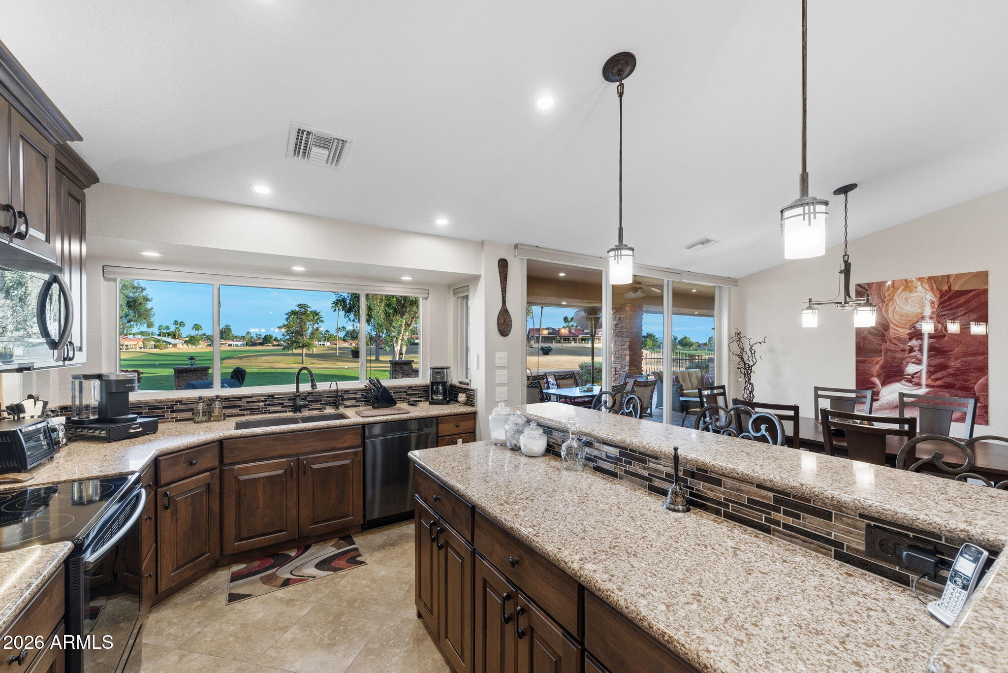 Mesa, Arizona, 85206, United States, 3 Bedrooms Bedrooms, ,2 BathroomsBathrooms,Residential,Active,2018451