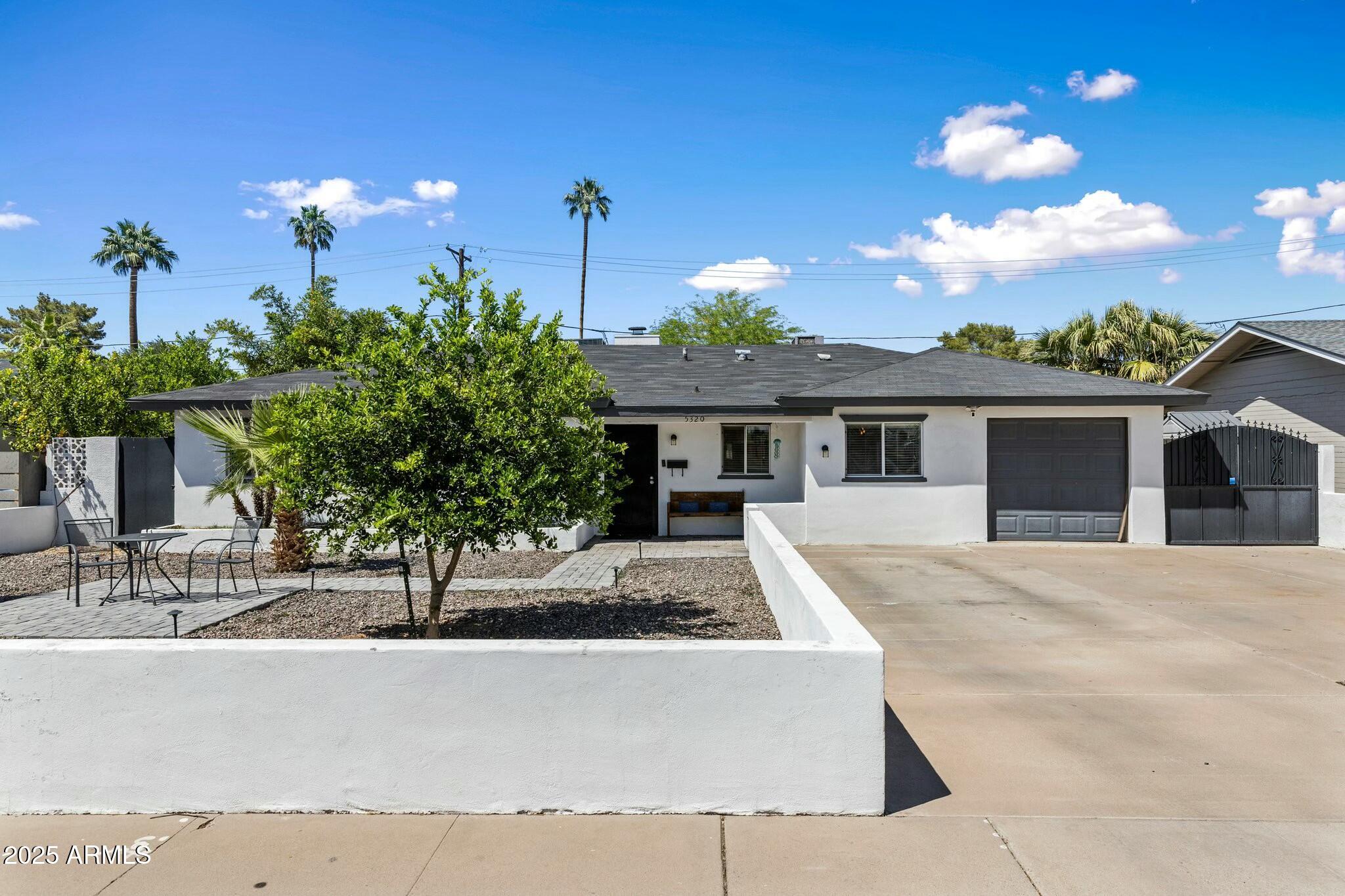 5320 E THOMAS Road